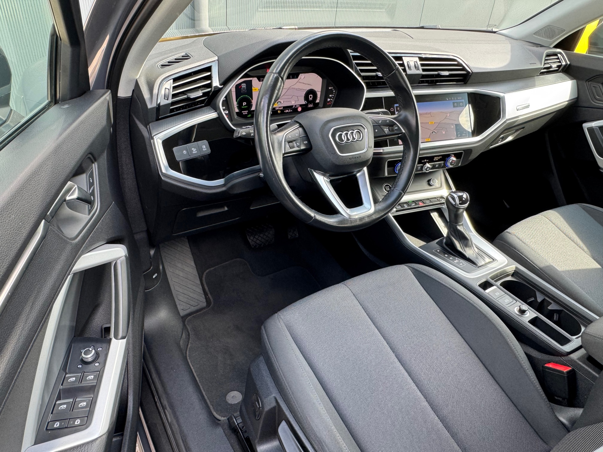 Foto van Audi Q3 E-tron
