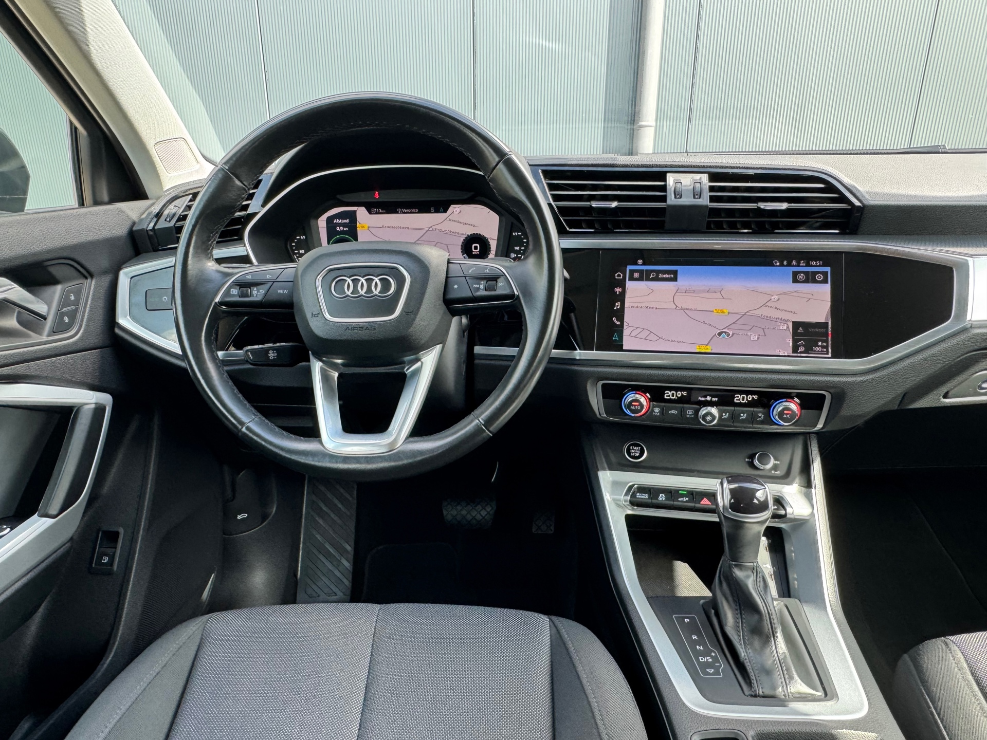 Foto van Audi Q3 E-tron