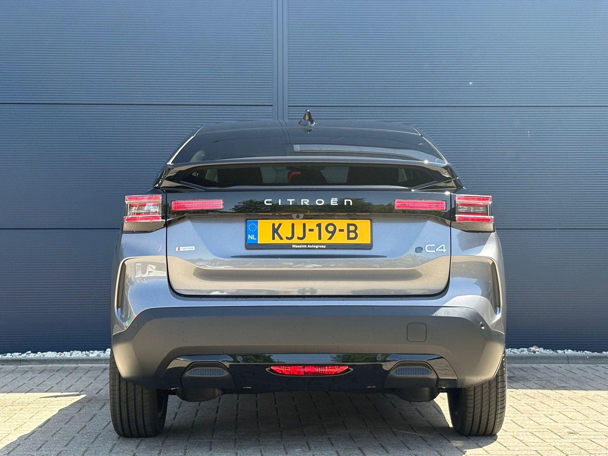 Foto van Citroen E-c4