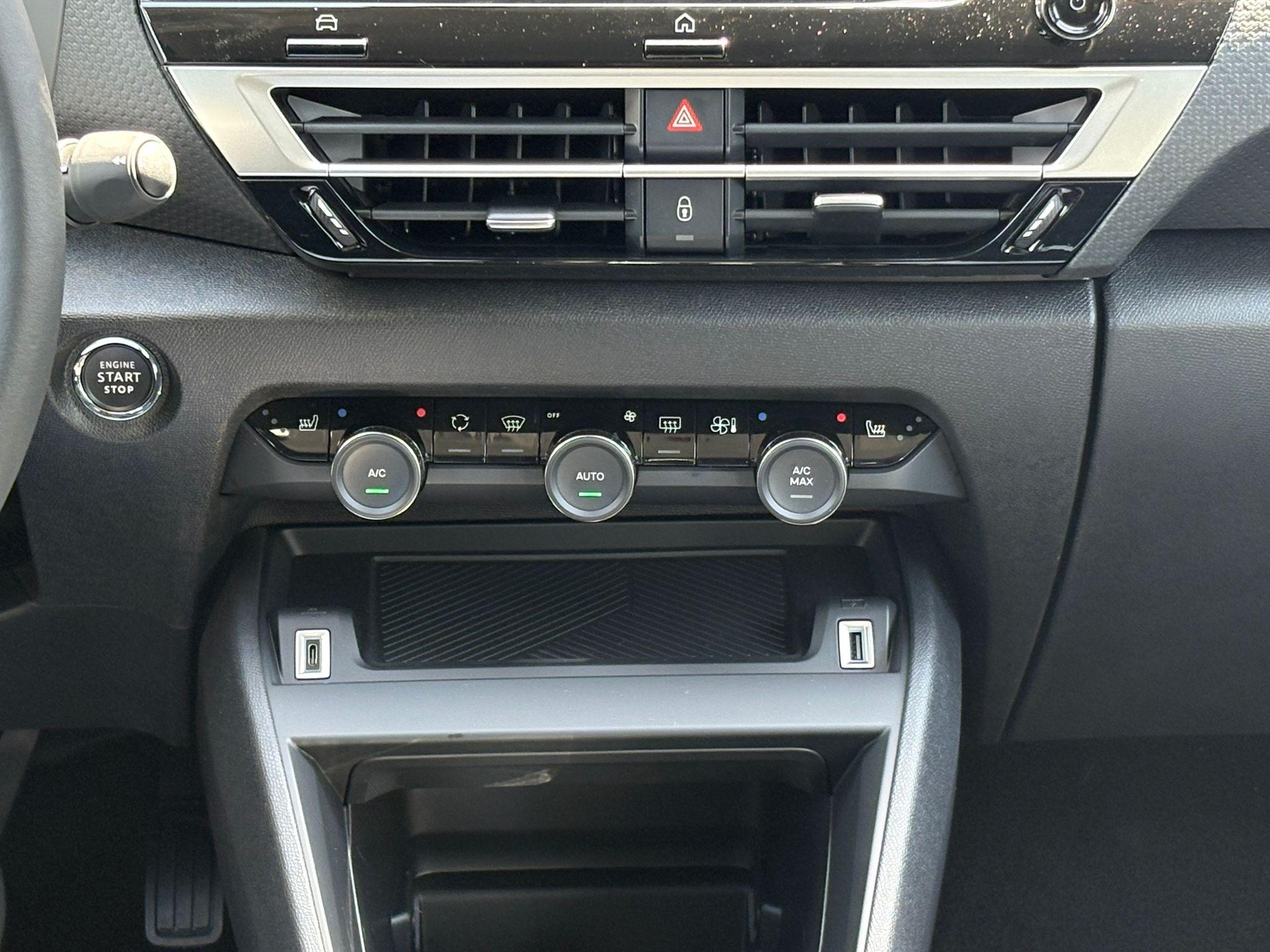 Foto van Citroen E-c4