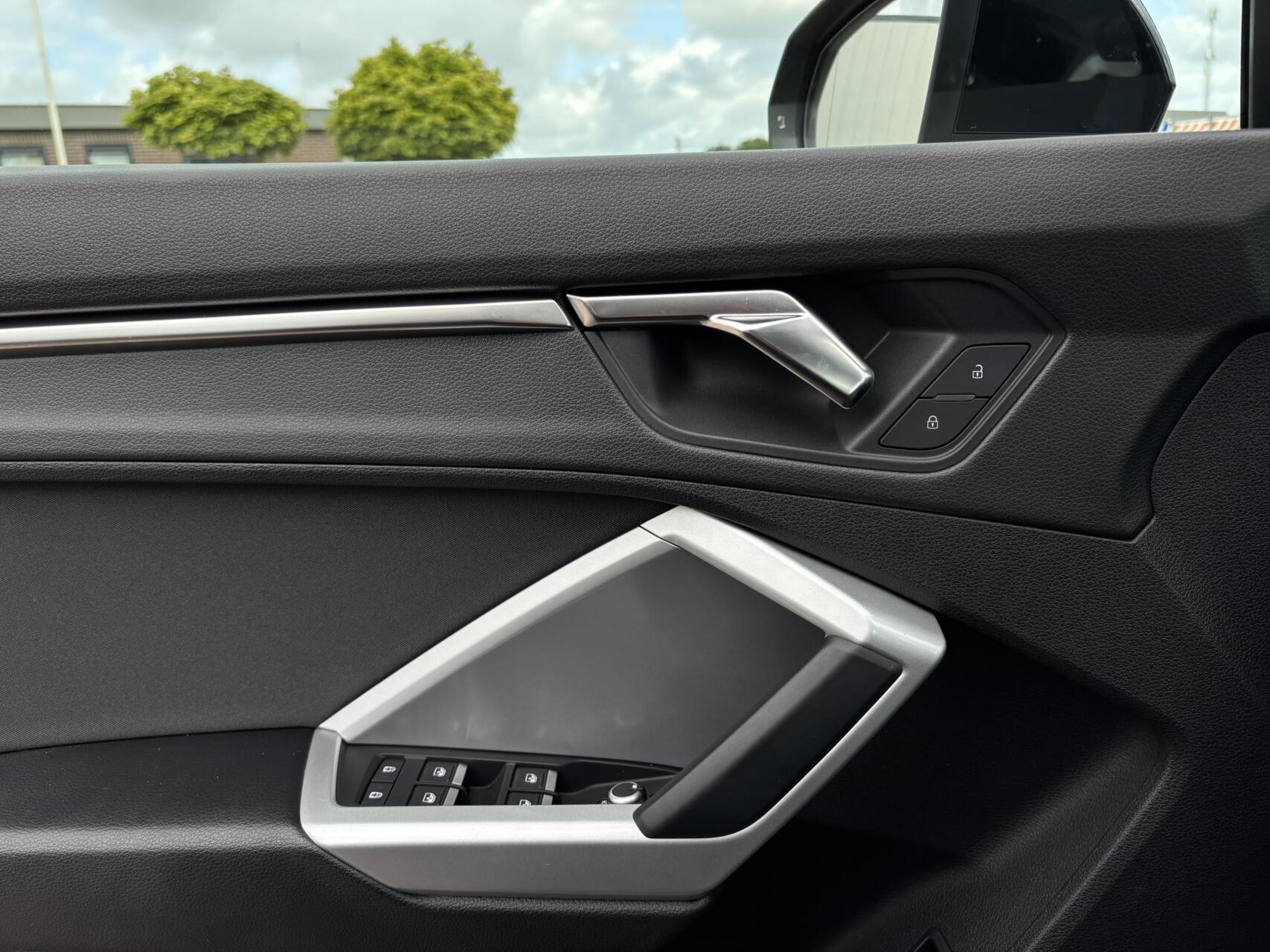 Foto van Audi Q3 E-tron