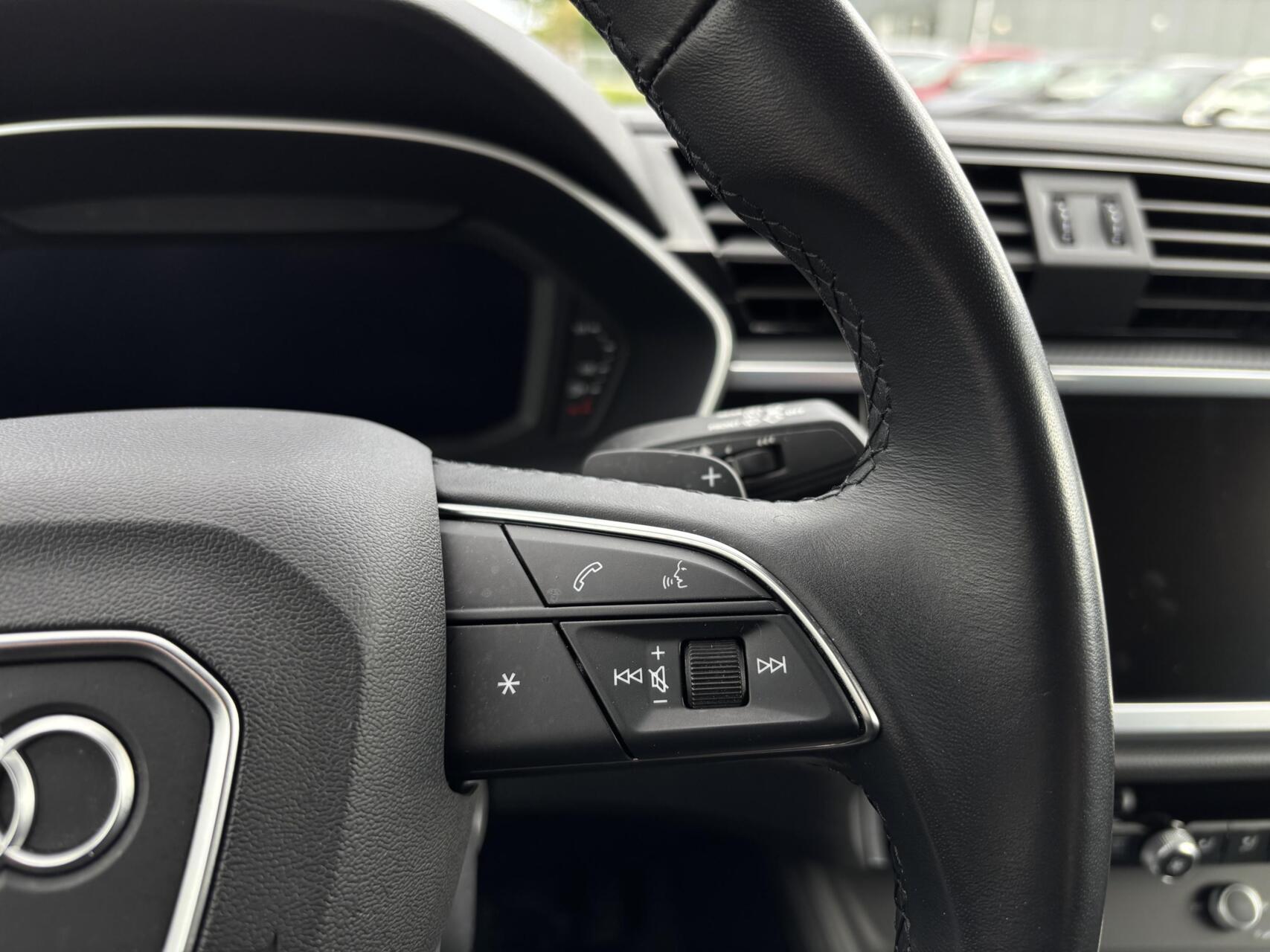 Foto van Audi Q3 E-tron