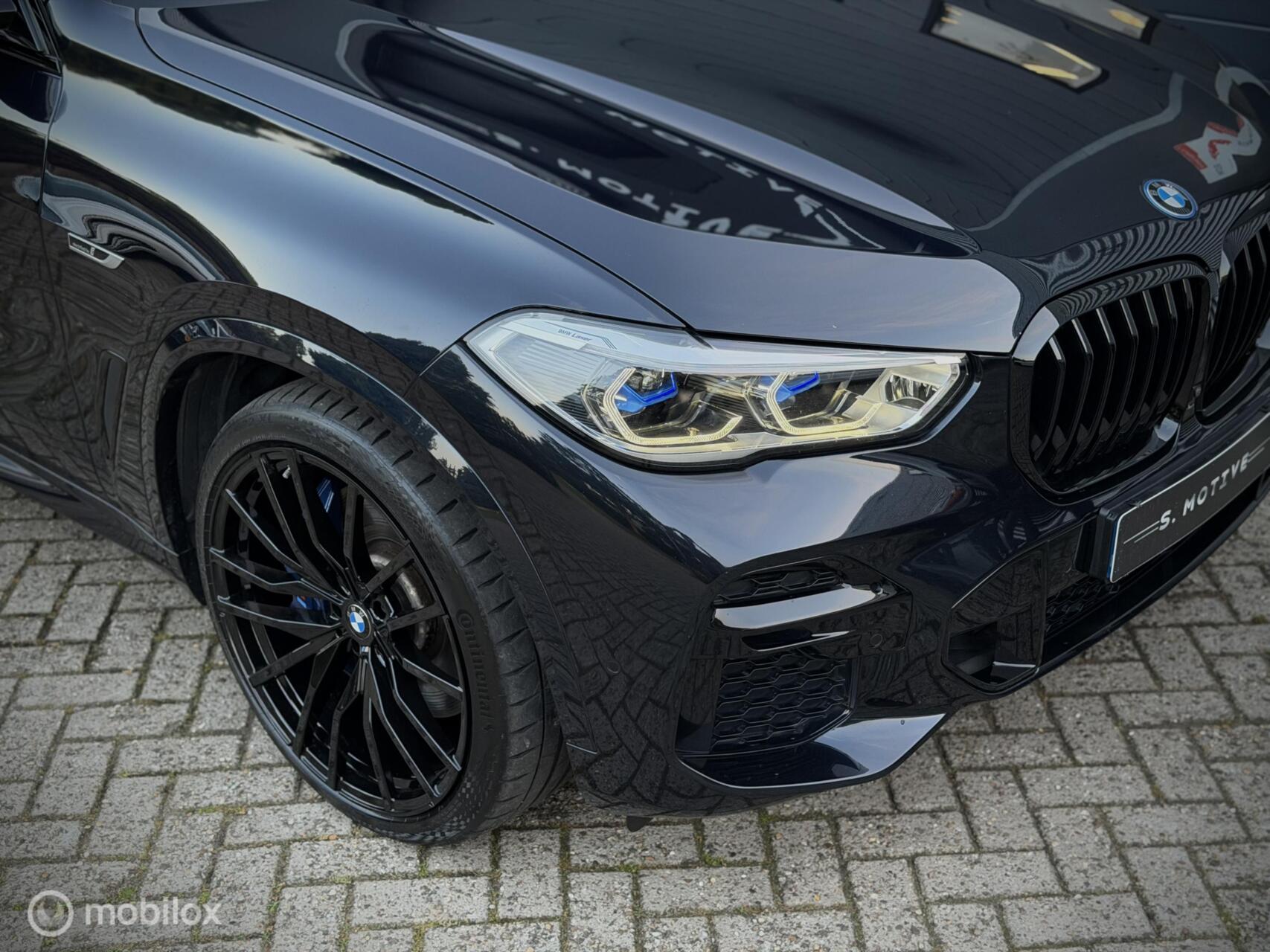Foto van BMW X5 Xdrive45e
