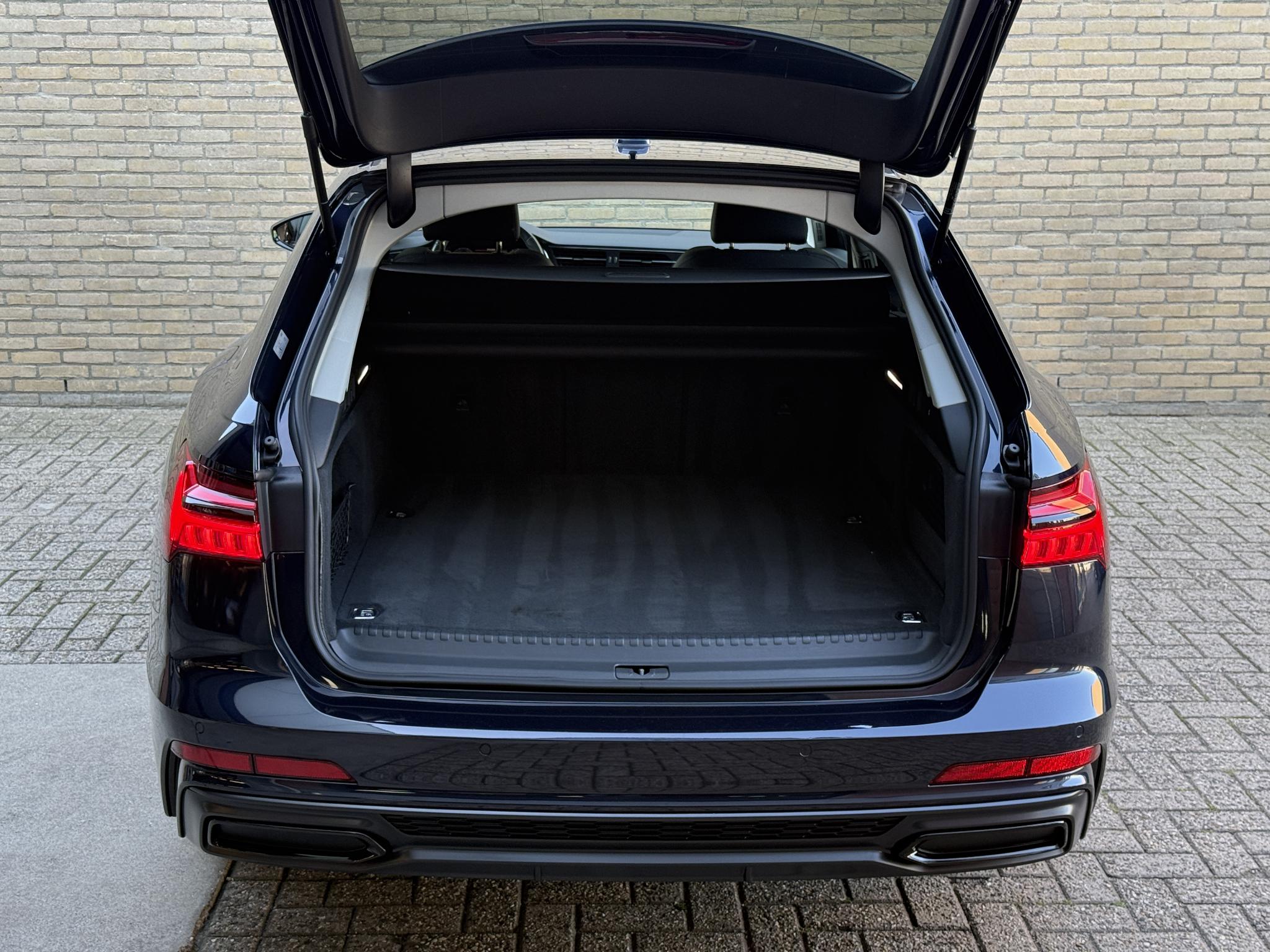 Foto van Audi A6 Avant 55 TFSI E
