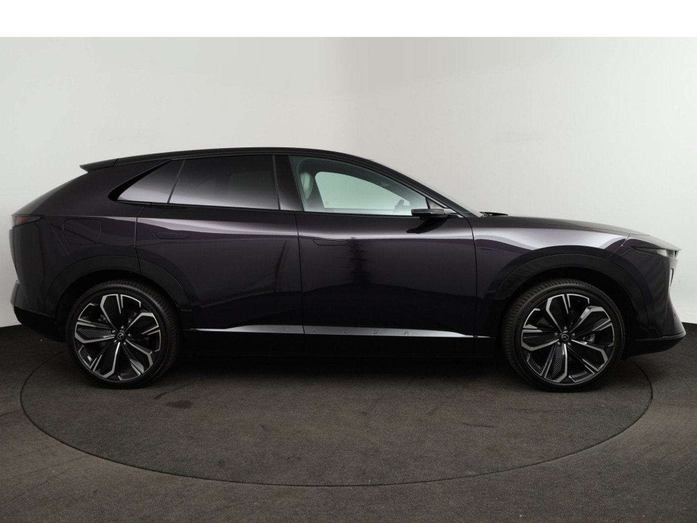 Foto van Mazda Cx-6e