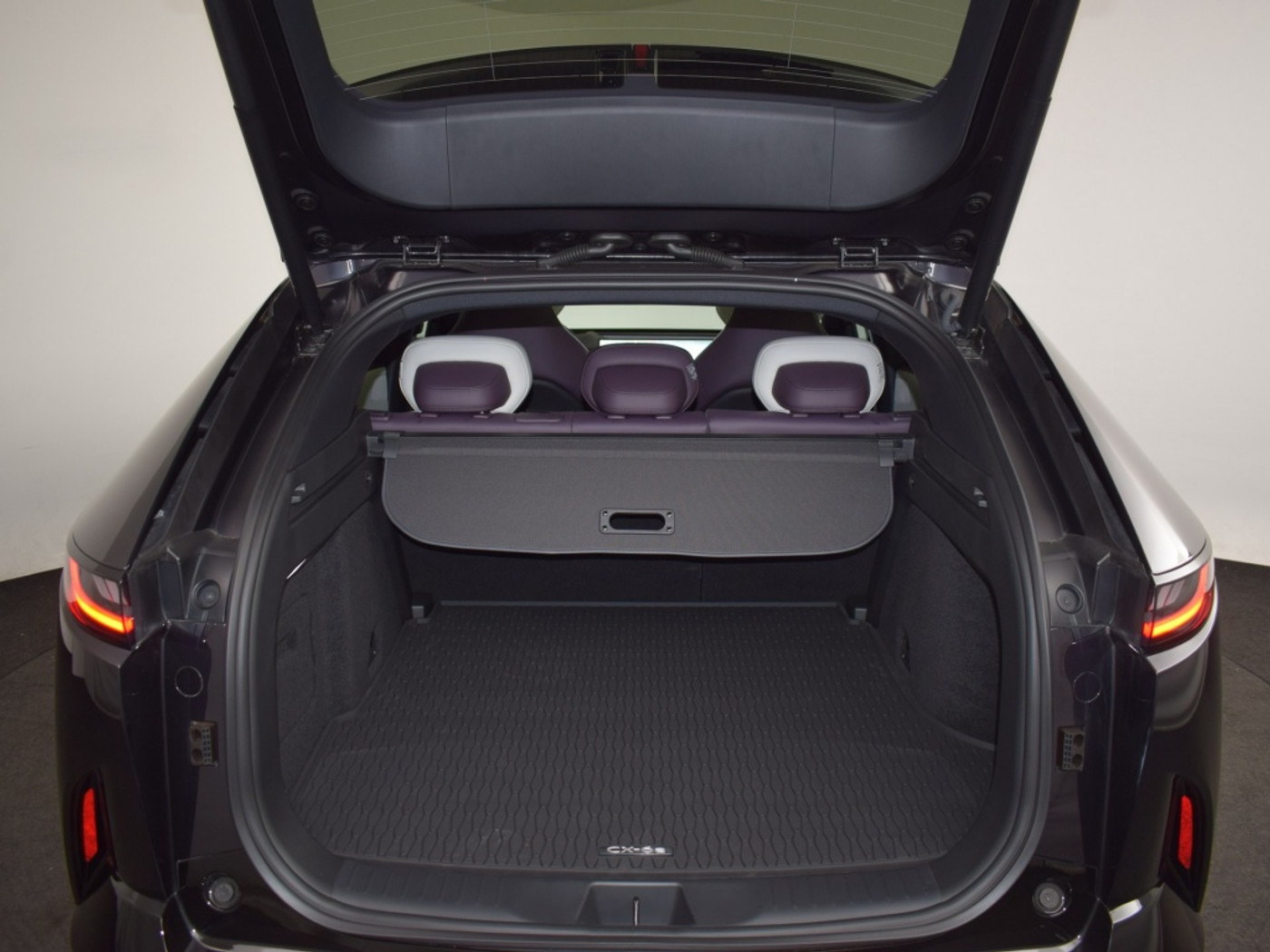 Foto van Mazda Cx-6e