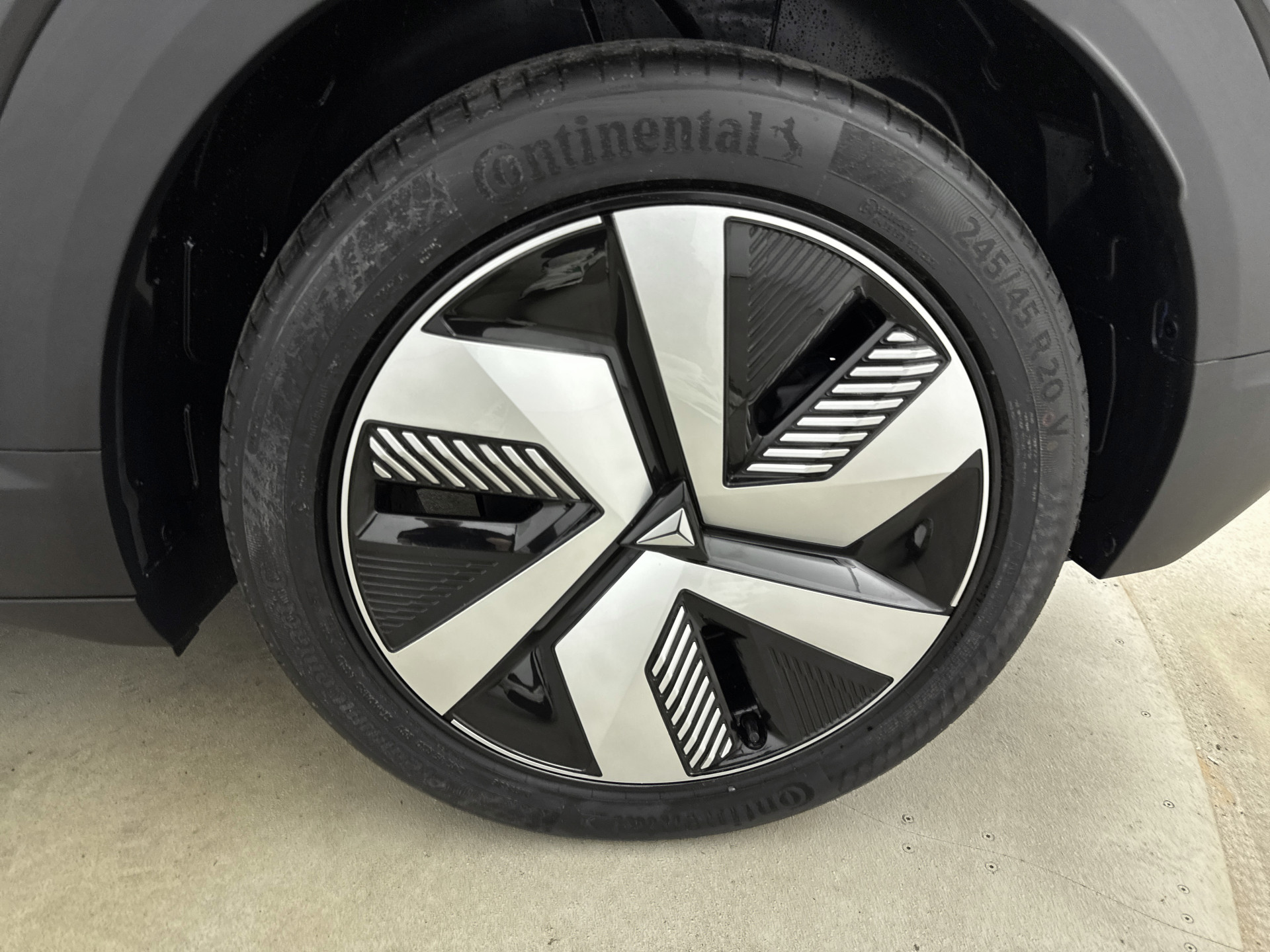 Foto van Changan Deepal S05