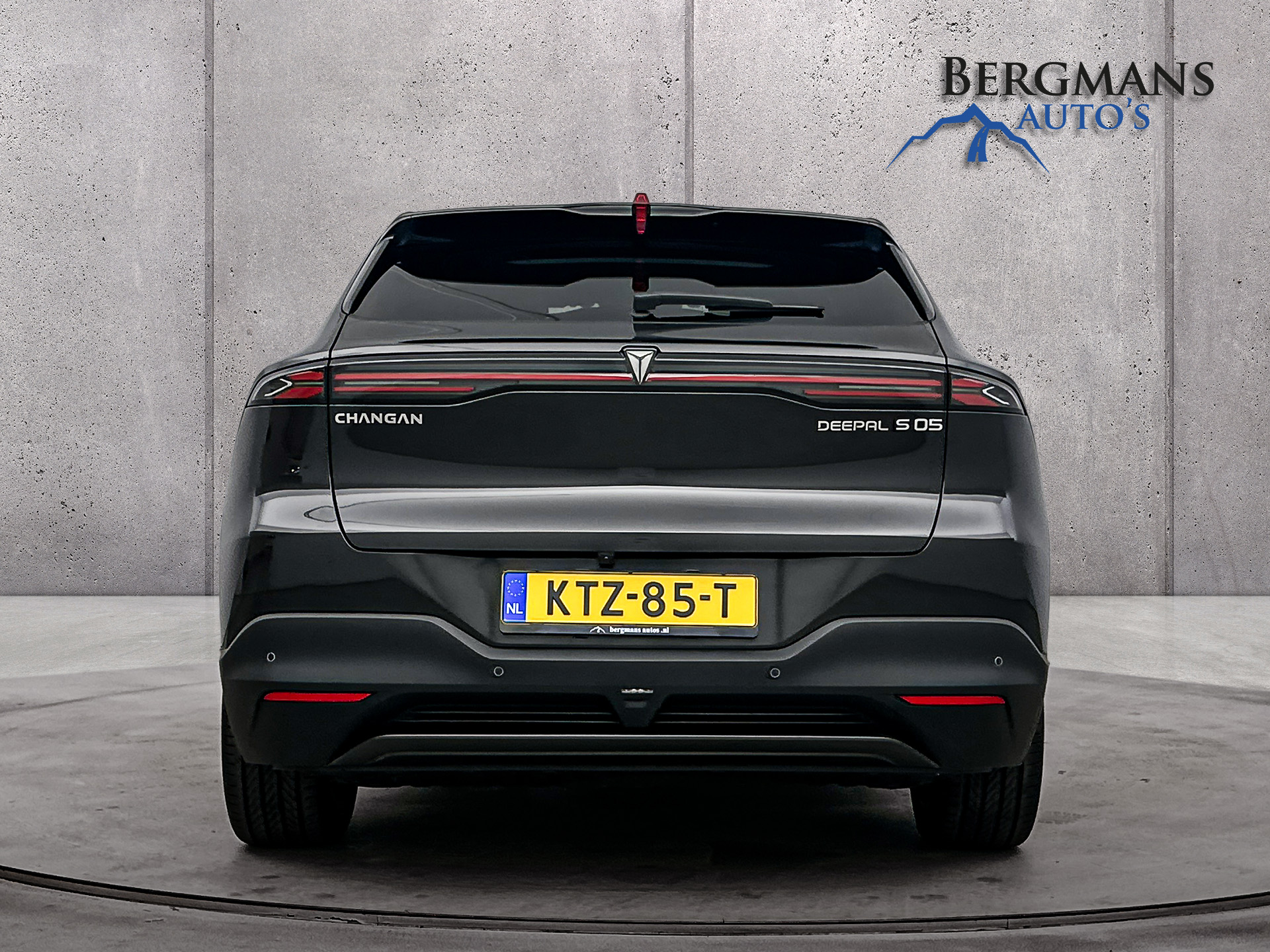 Foto van Changan Deepal S05