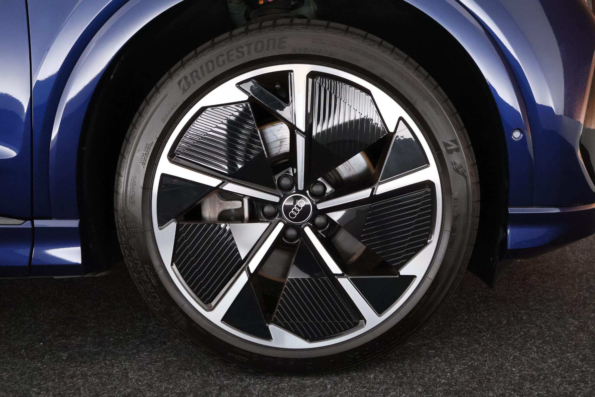 Foto van Audi Q4 40 E-tron