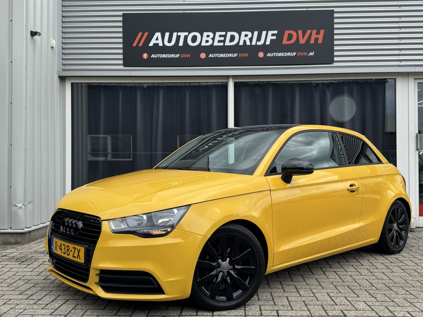 Audi A1 1.2 TFSI Attraction| GEEL| VERLAAGD| UNIEK| LM| NAVI 2014 - voorkant