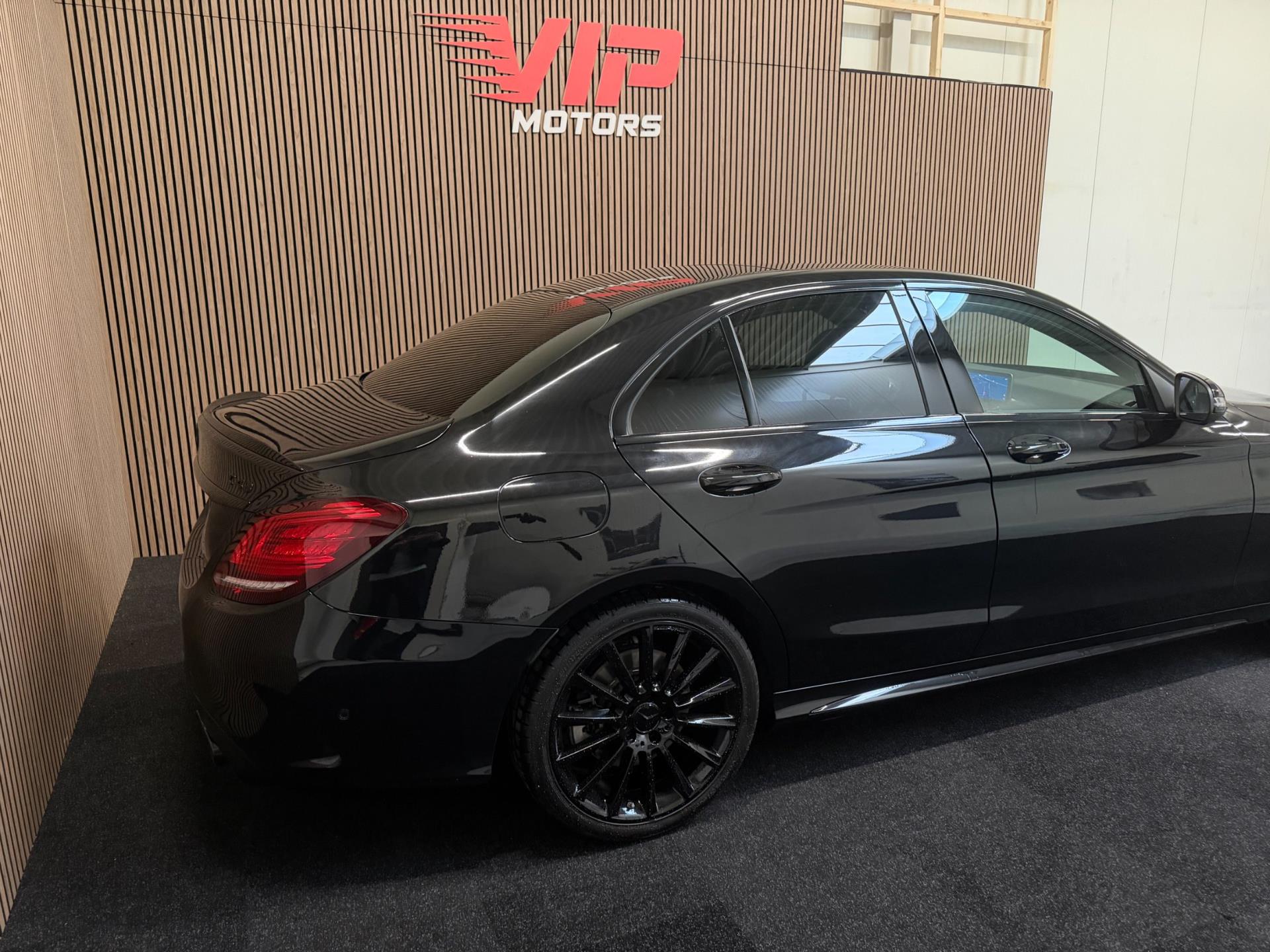 Foto van Mercedes-Benz AMG C 43