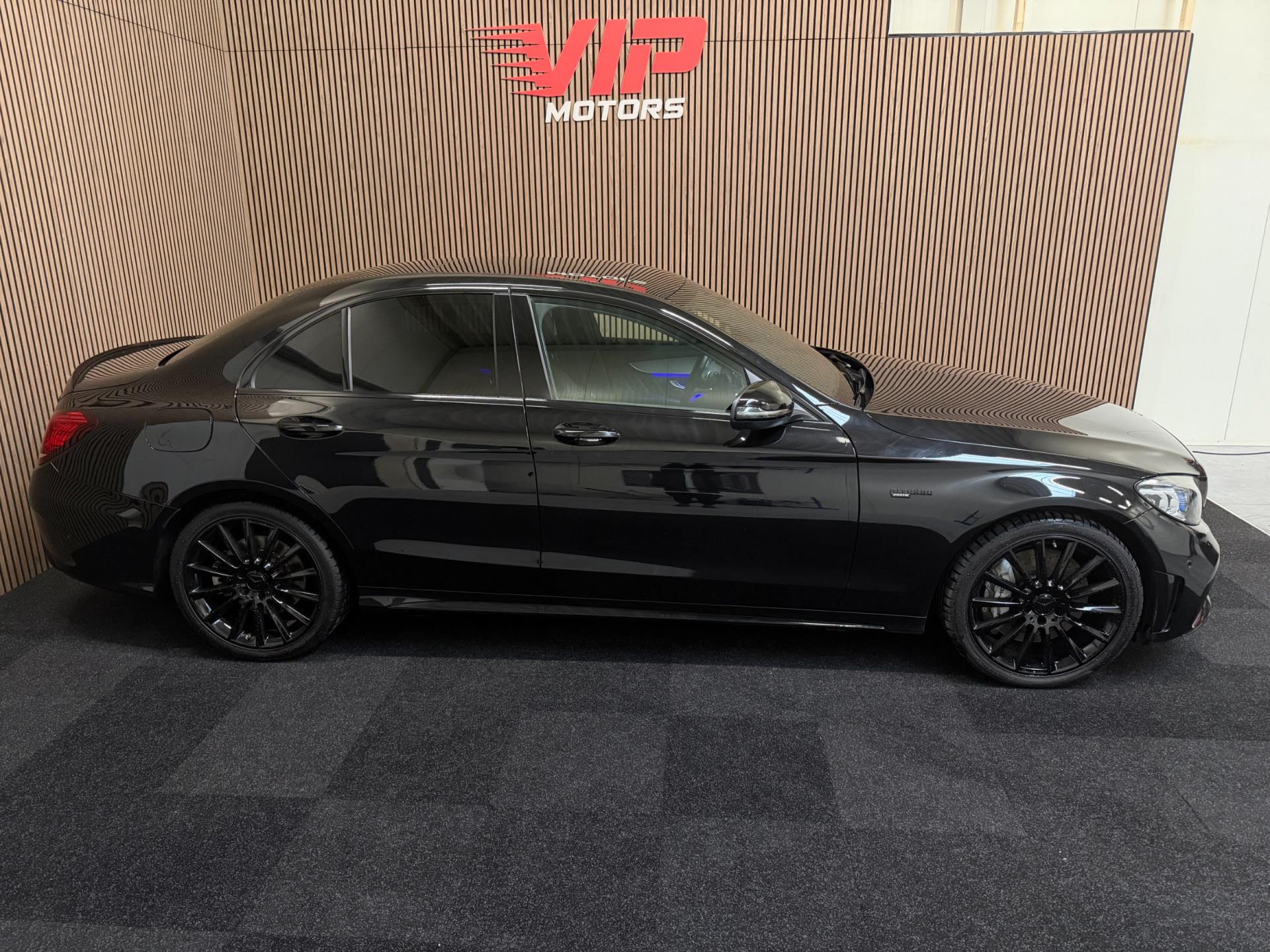 Foto van Mercedes-Benz AMG C 43