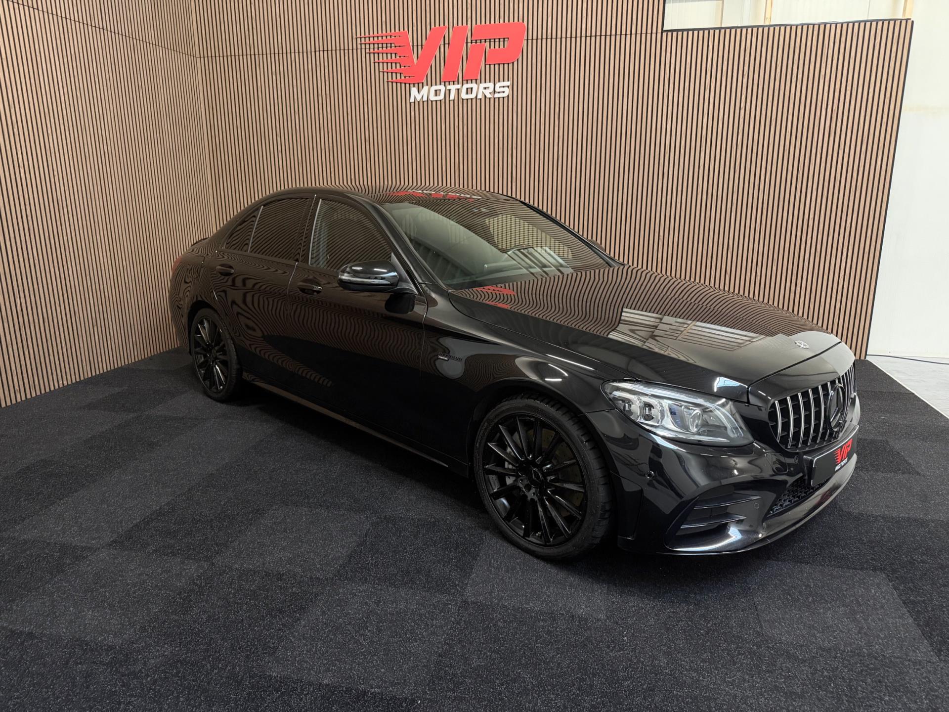 Foto van Mercedes-Benz AMG C 43