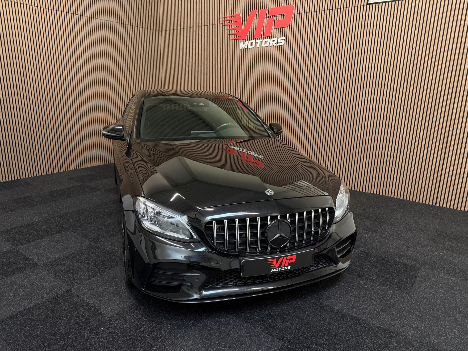 Foto van Mercedes-Benz AMG C 43