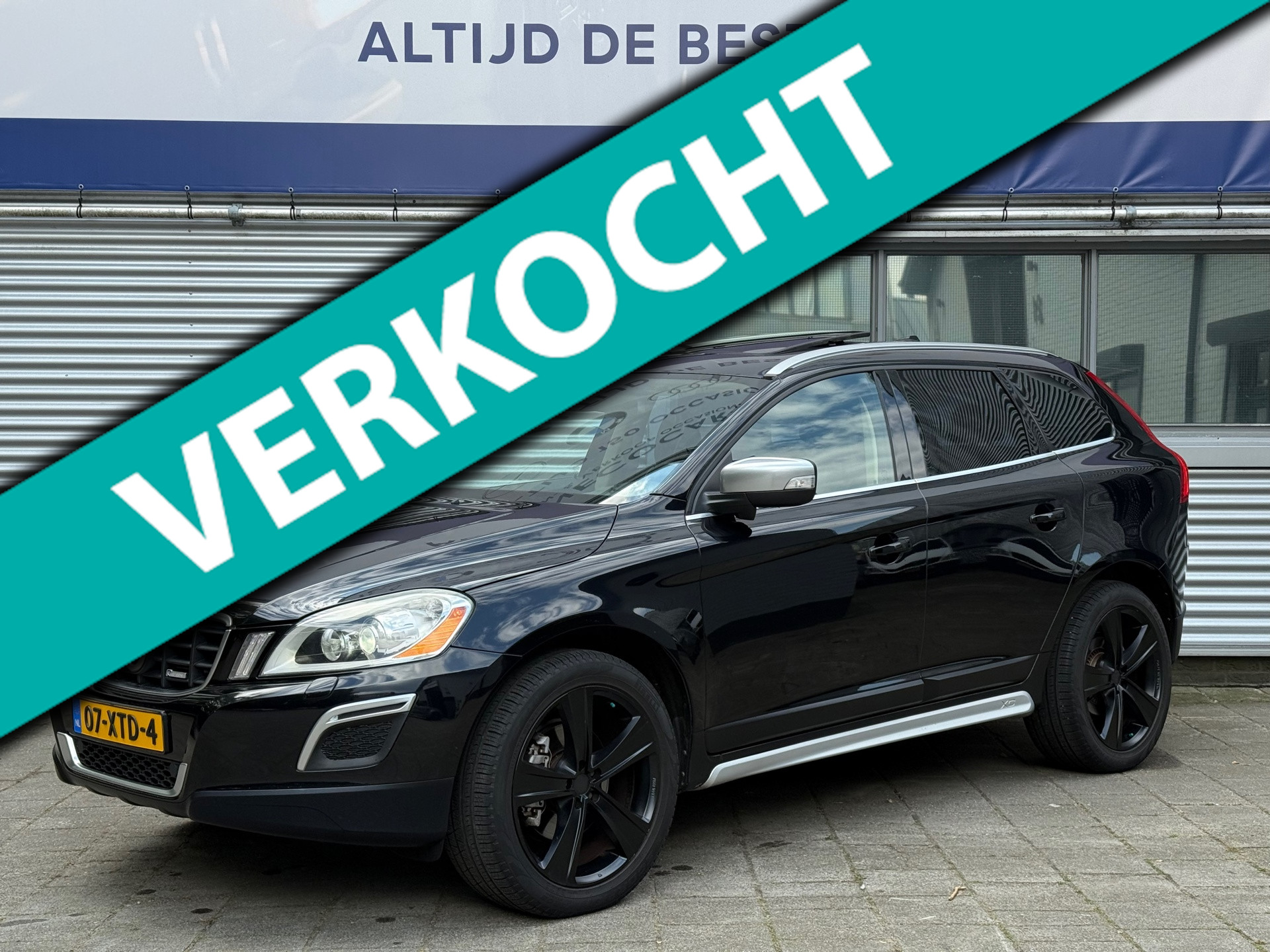 Volvo Xc60 2.0 T5 R-Design l Pano l Trekhaak l Leder l Xenon l ACC l BLIS l 2012 - voorkant