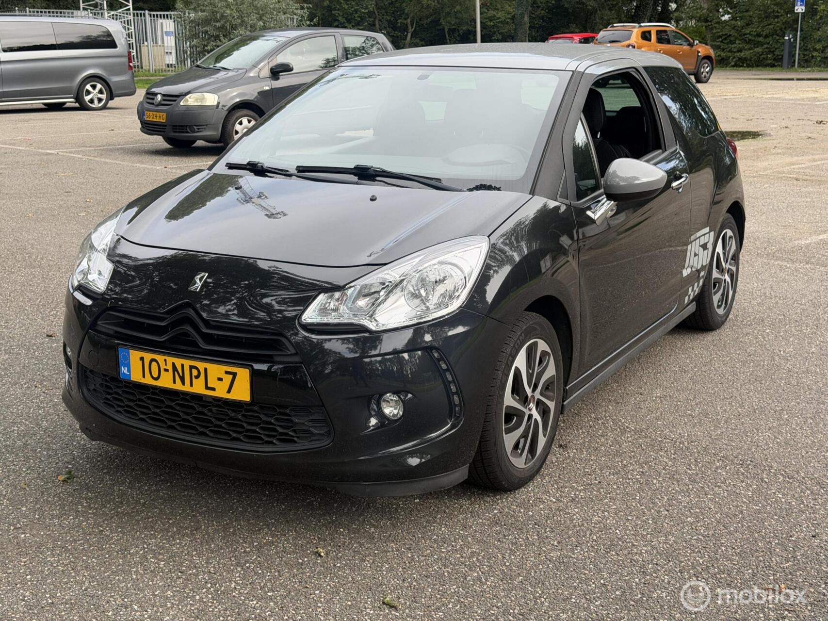 Citroen Ds3 1.4 benzine. ** verbruikt olie 2010 - voorkant