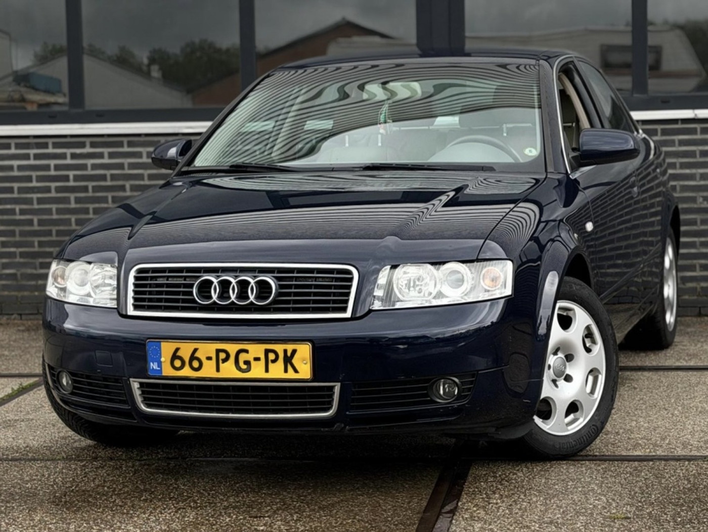 Audi Audi A4 2.0 FSI Pro Line |CruiseC |Airco |Leder |Nwe APK 2004 - voorkant