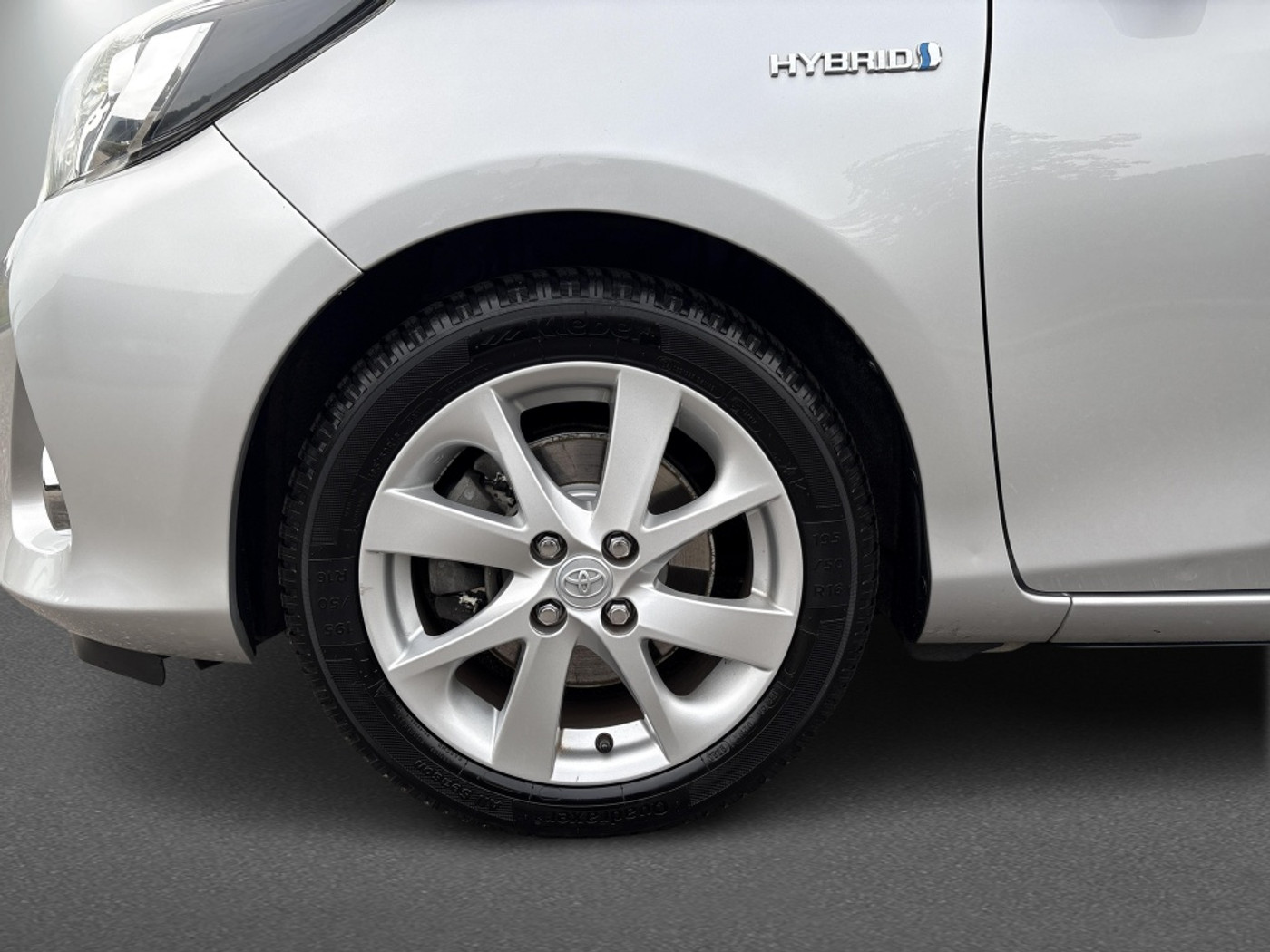 Foto van Toyota Toyota Yaris Hybrid