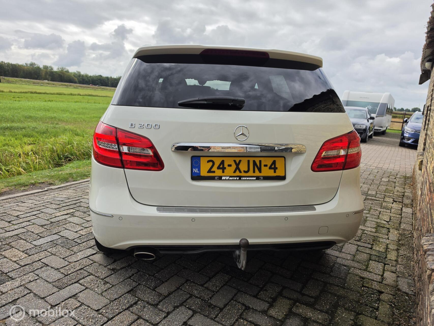 Foto van Mercedes-Benz B 200