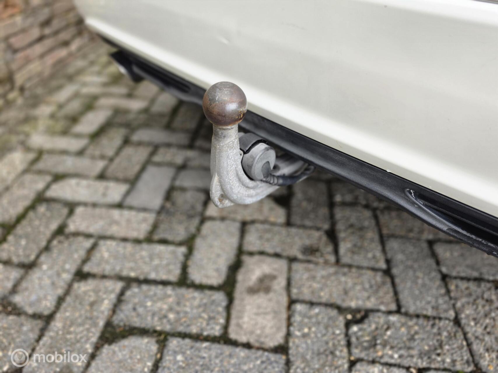 Foto van Mercedes-Benz B 200