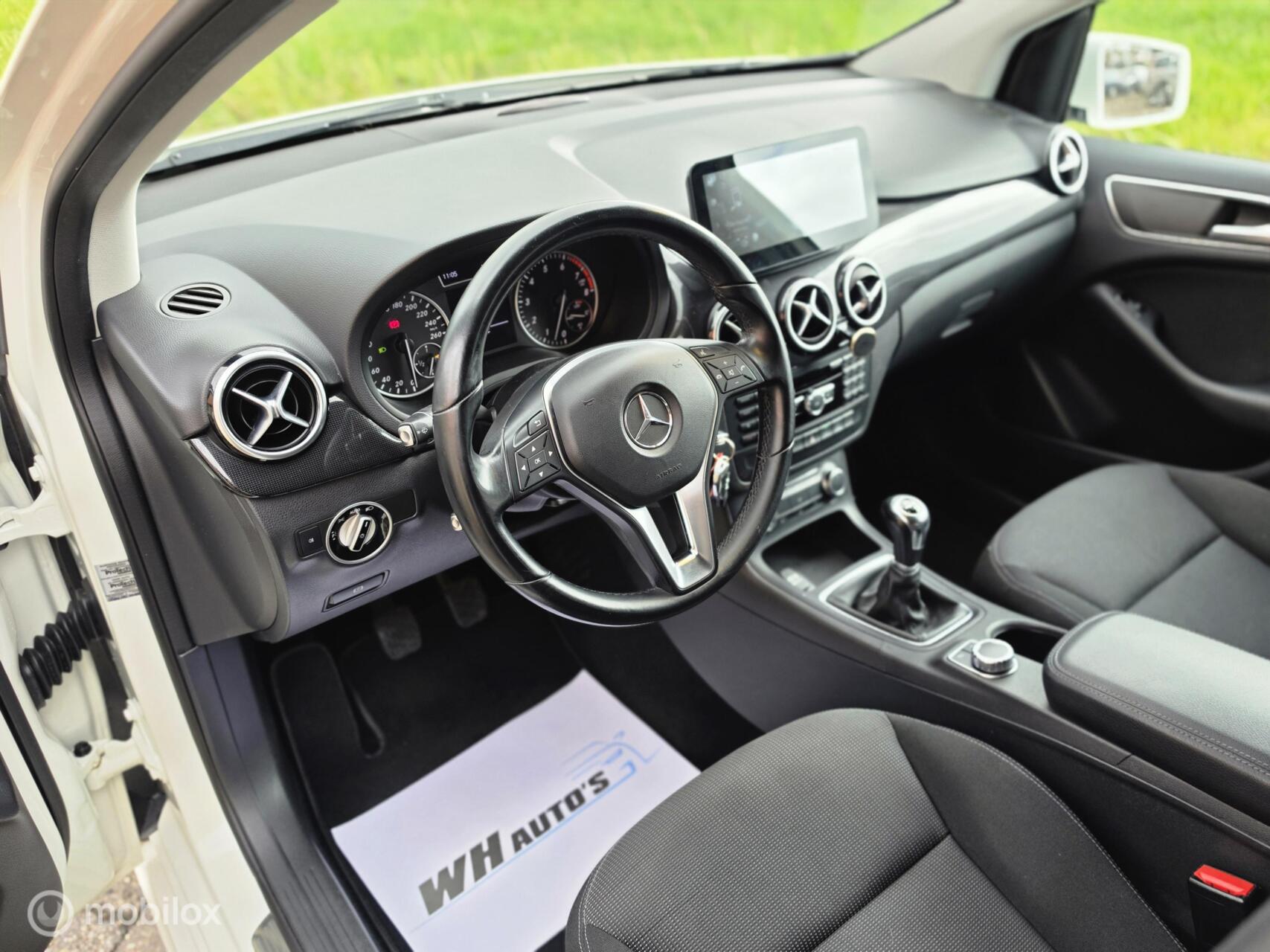 Foto van Mercedes-Benz B 200