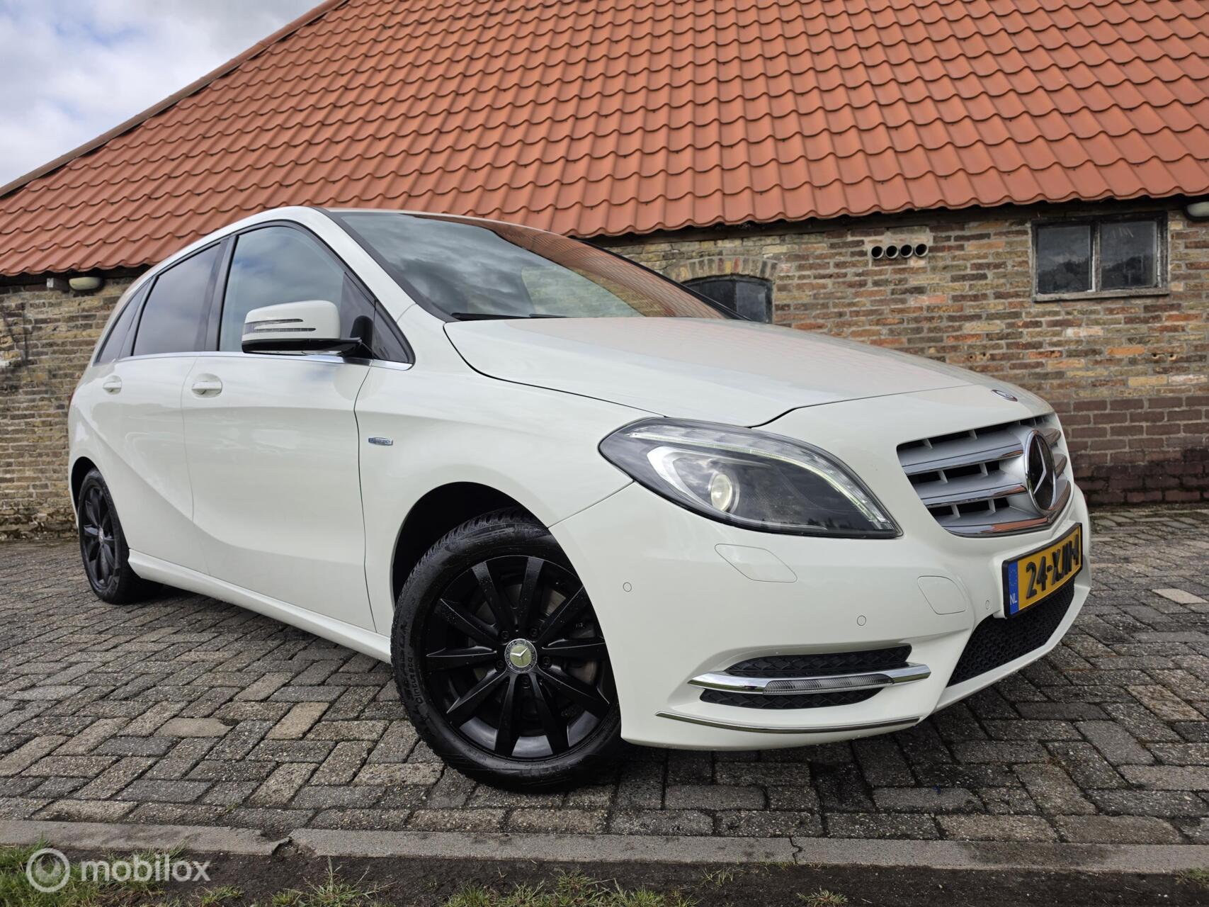 Foto van Mercedes-Benz B 200