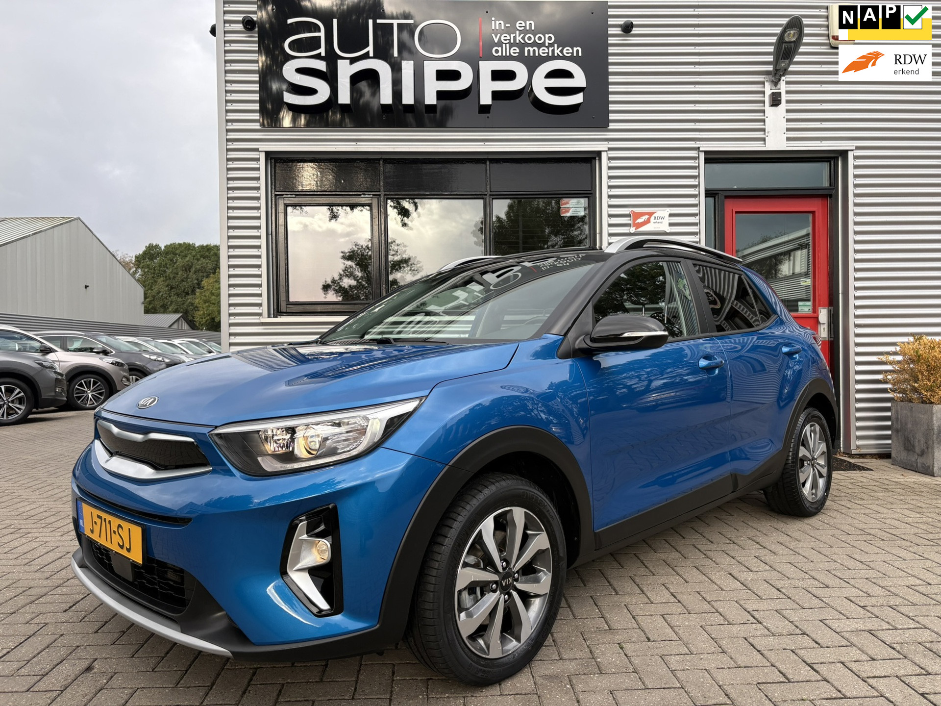 Kia Stonic 1.0 T-GDi MHEV DynamicPlusLine -KEYLESS-2 TONE LAK-TREKHAAK-APPLE CARPLAY/ANDROID AUTO-LICHTMETALEN VELGEN-CLIMA-CRUISE 2020 - voorkant
