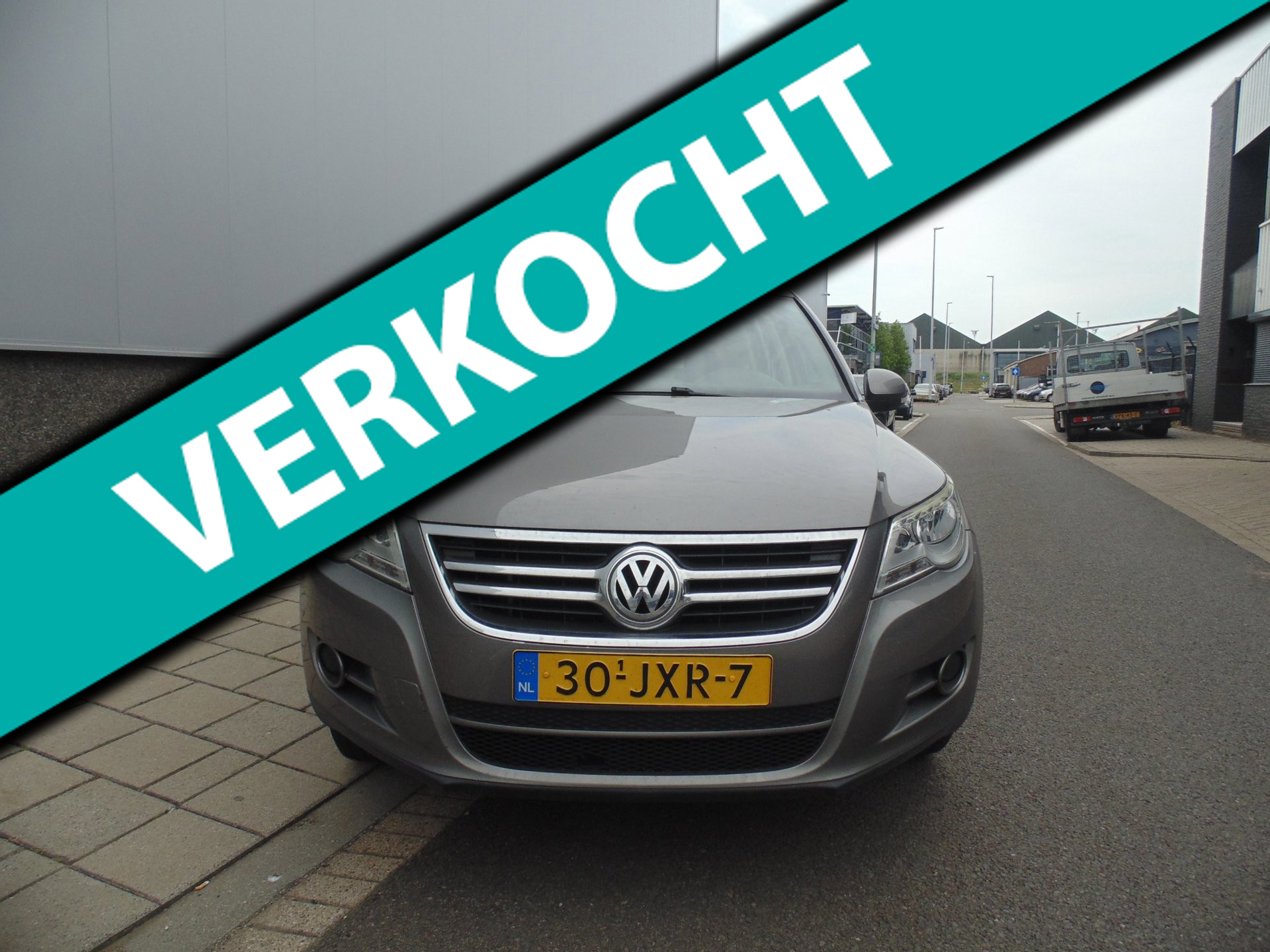 Volkswagen Tiguan 1.4 TSI Comfort&Design Met airco navi trekhaak 2009 - voorkant