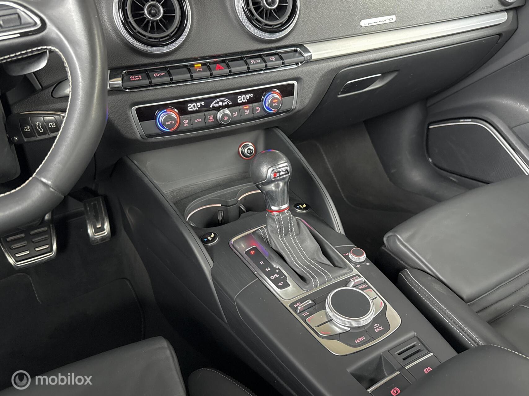 Foto van Audi S3 Sportback