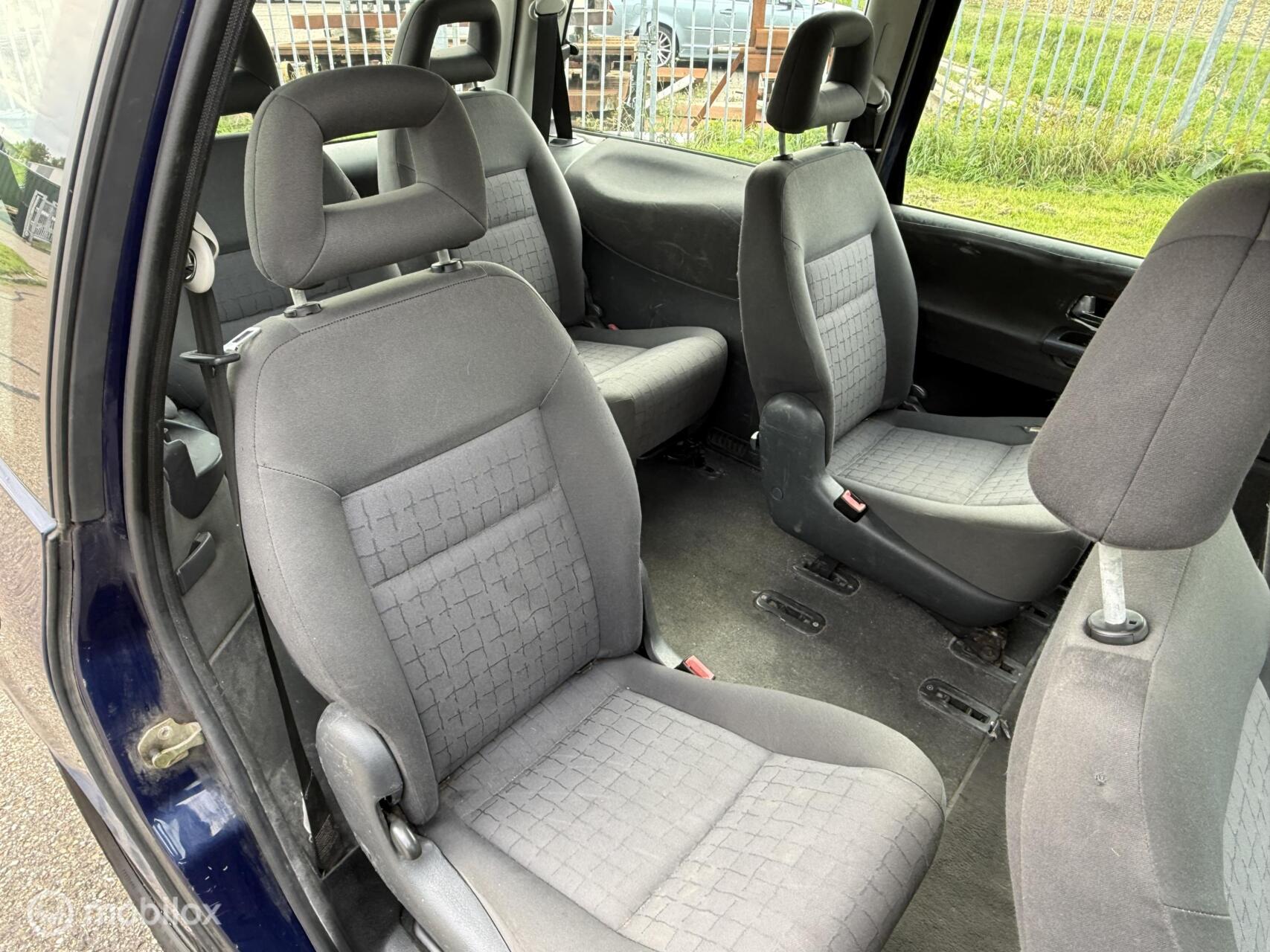 Foto van Seat Alhambra