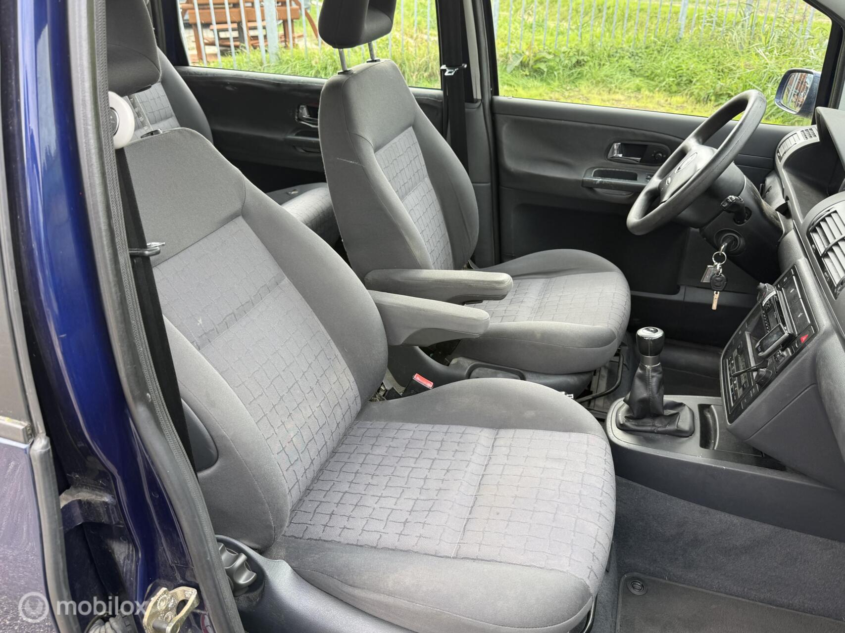 Foto van Seat Alhambra