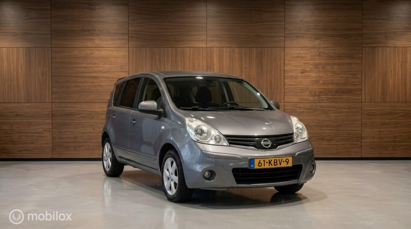 Nissan Nissan Note 1.4 Acenta 2009 - voorkant