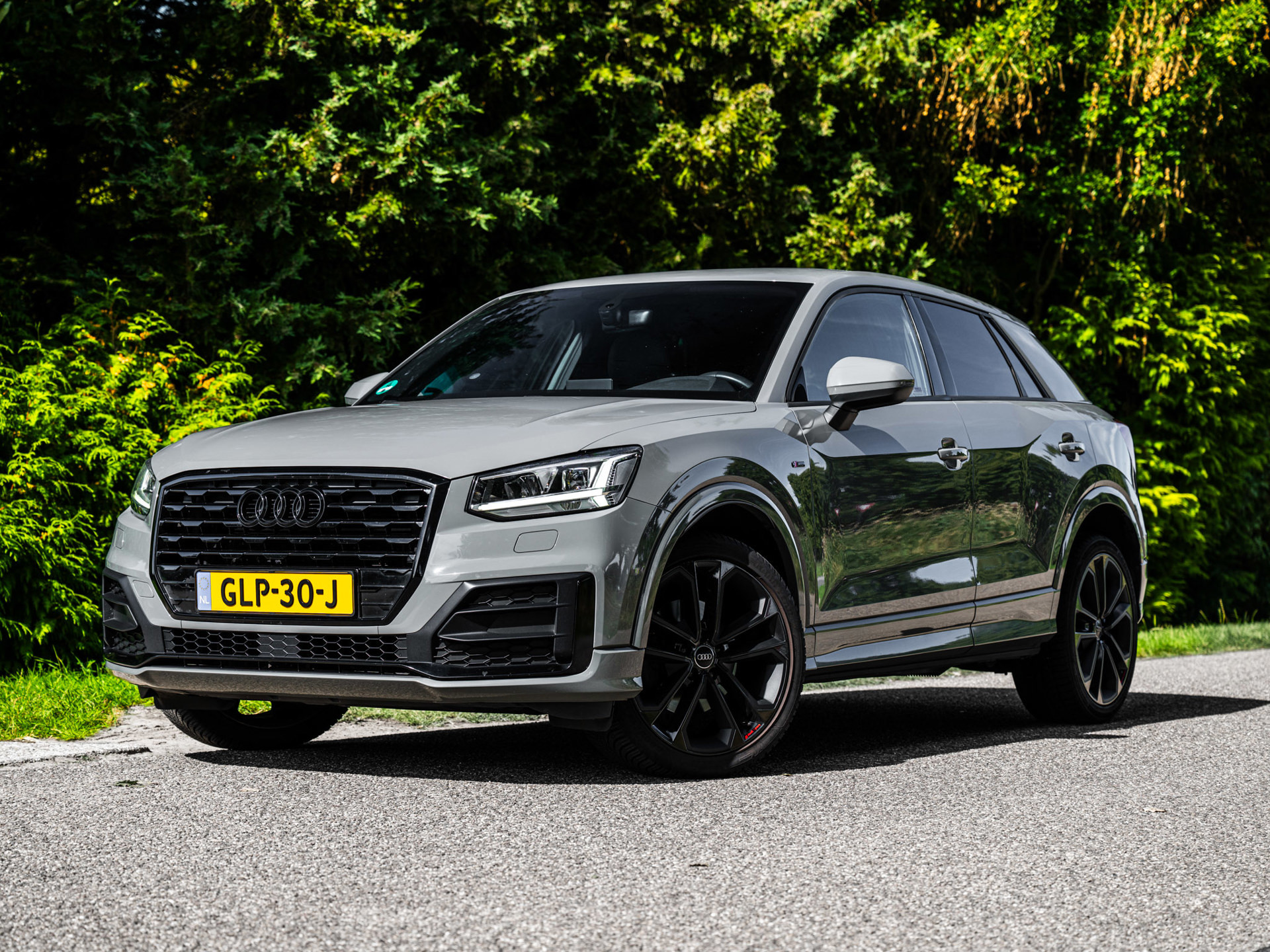 Audi Q2 35 TFSI S-Line | Automaat | Nardo Grey 2020 - voorkant