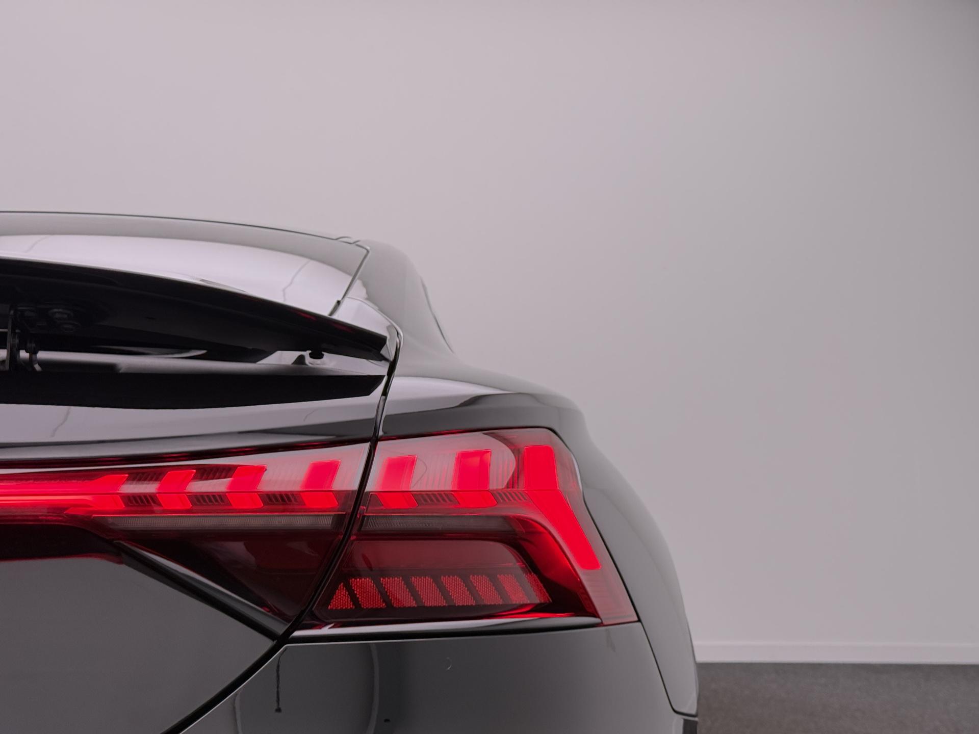 Foto van Audi E-tron GT