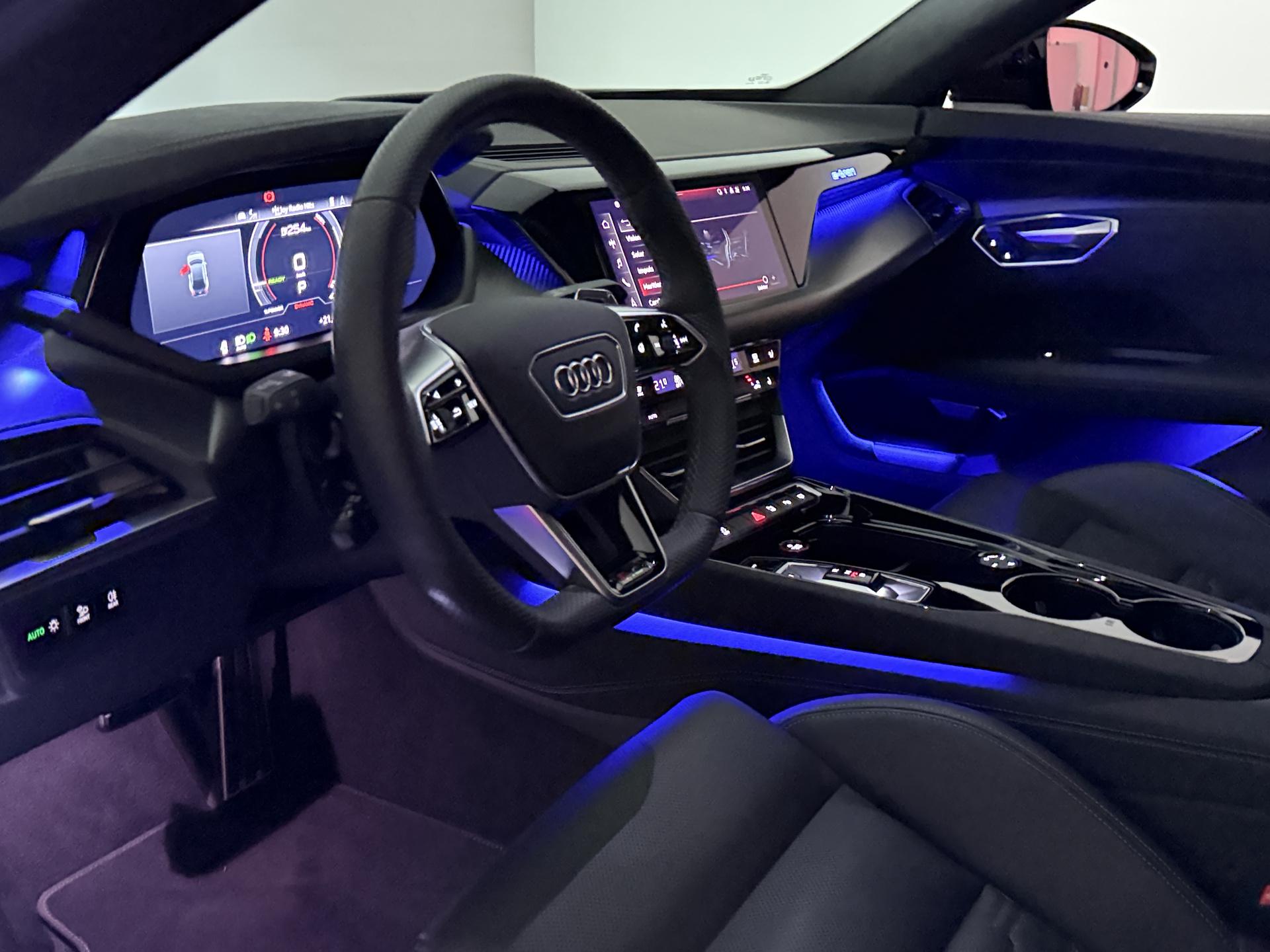 Foto van Audi E-tron GT