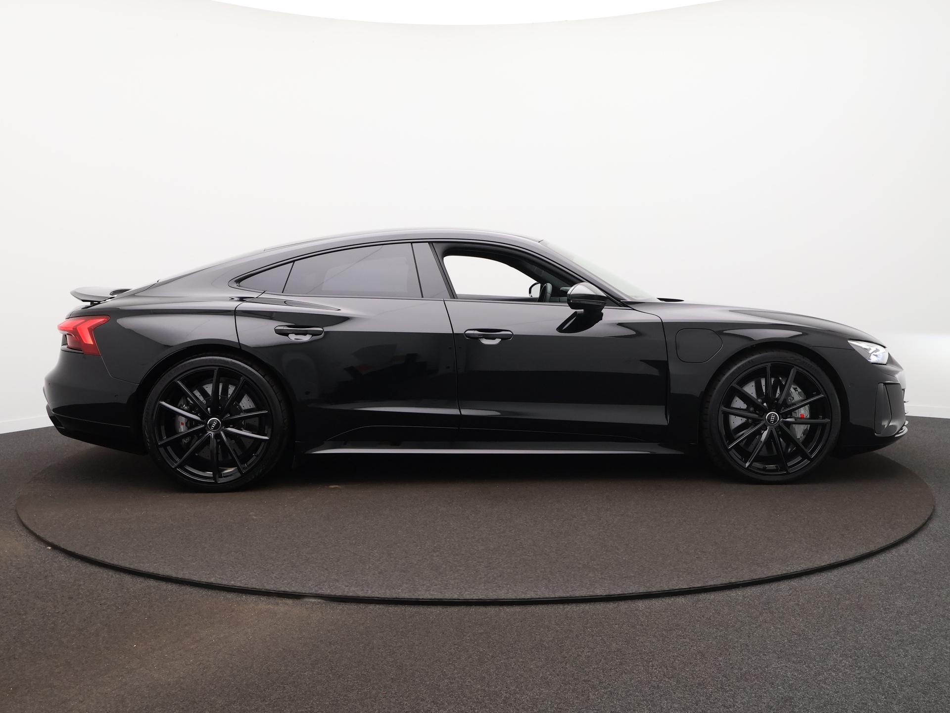Foto van Audi E-tron GT