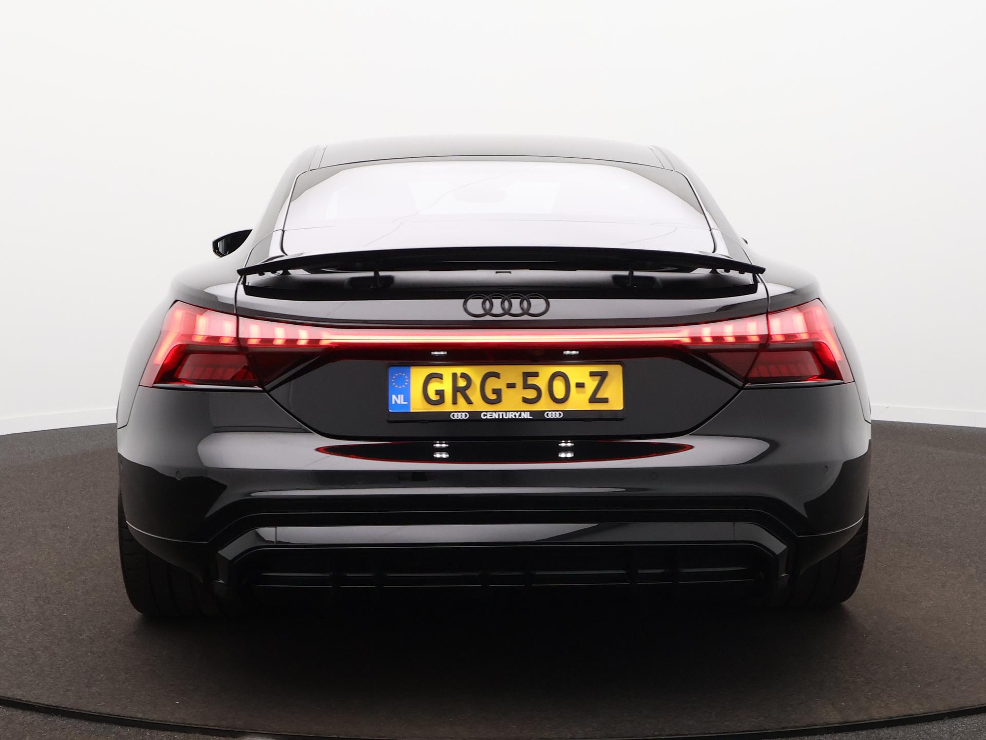 Foto van Audi E-tron GT