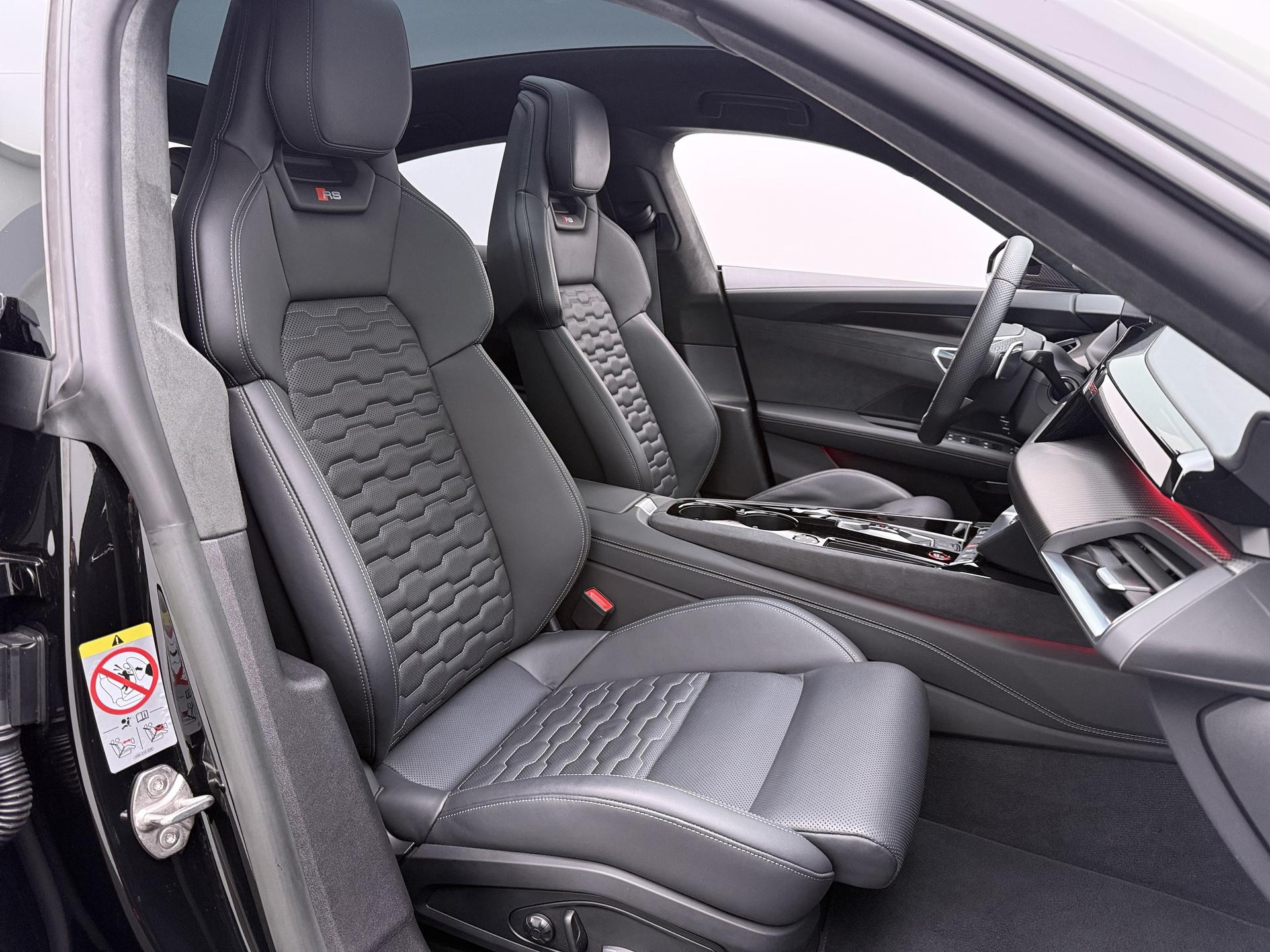 Foto van Audi E-tron GT