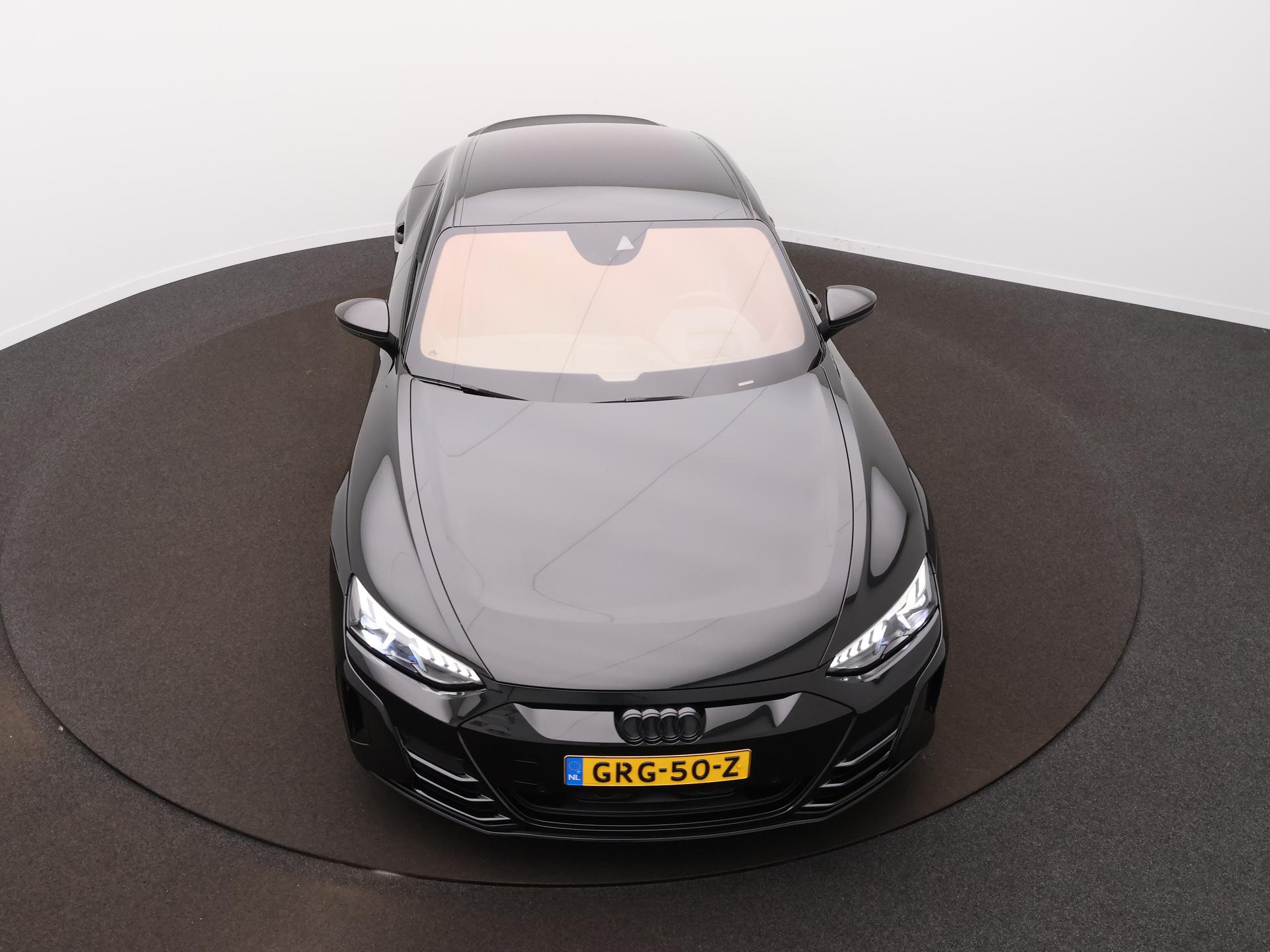 Foto van Audi E-tron GT