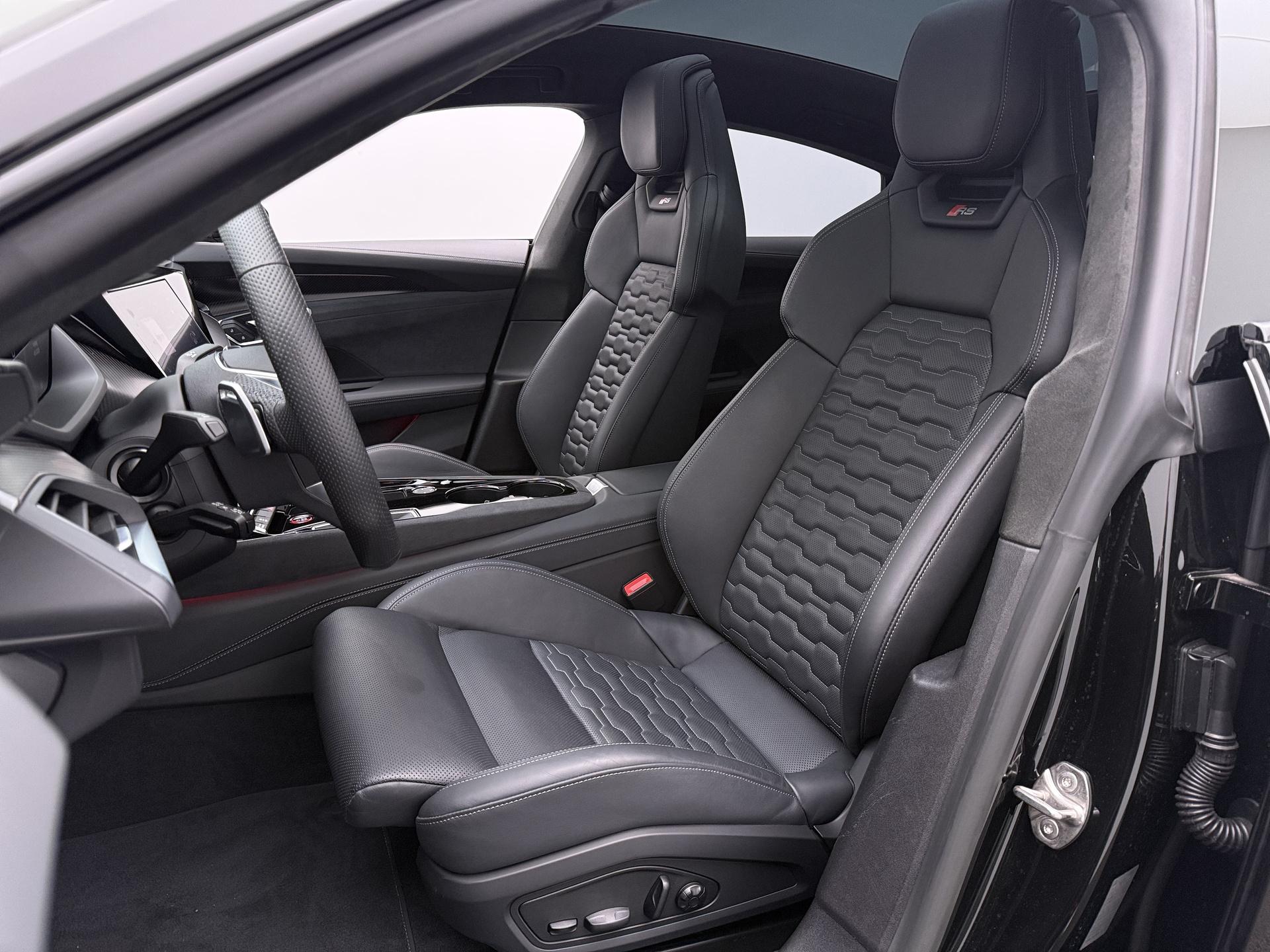 Foto van Audi E-tron GT