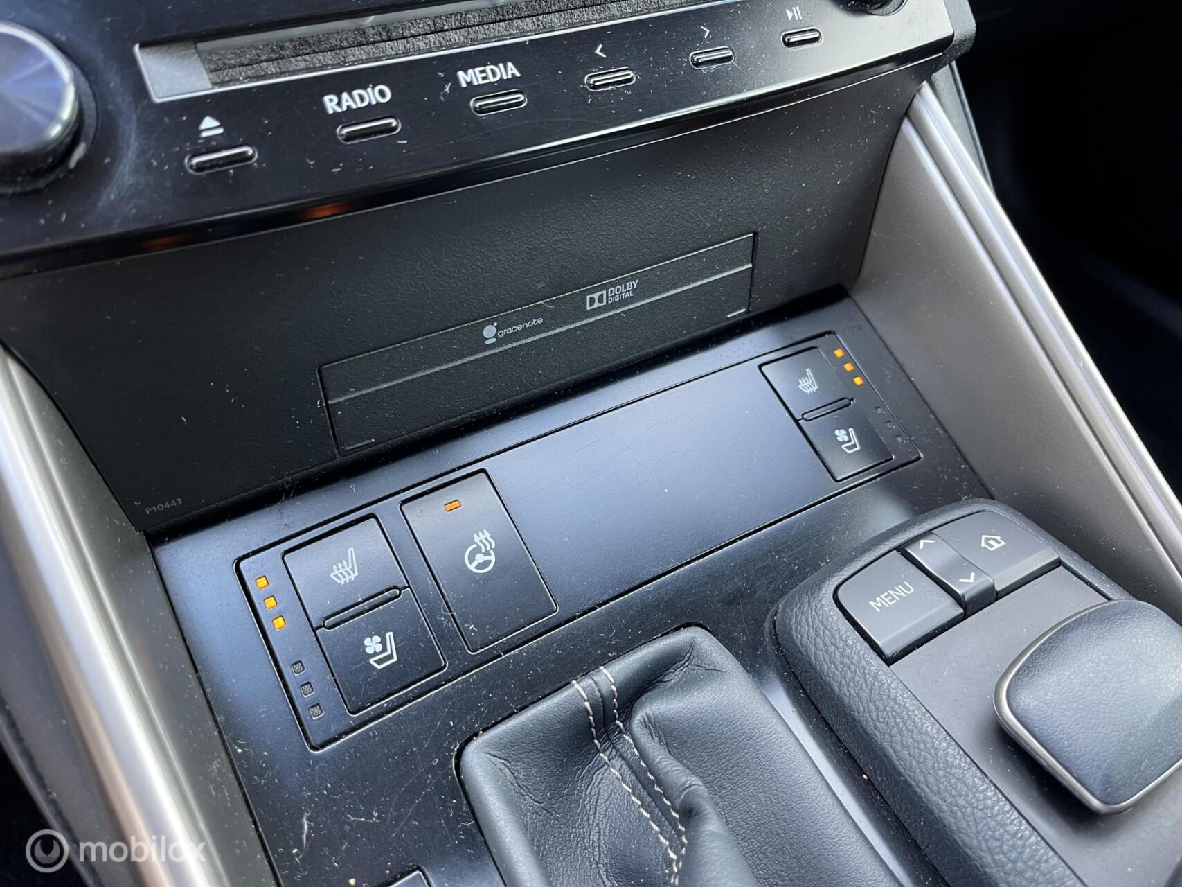 Foto van Lexus Lexus Is300h