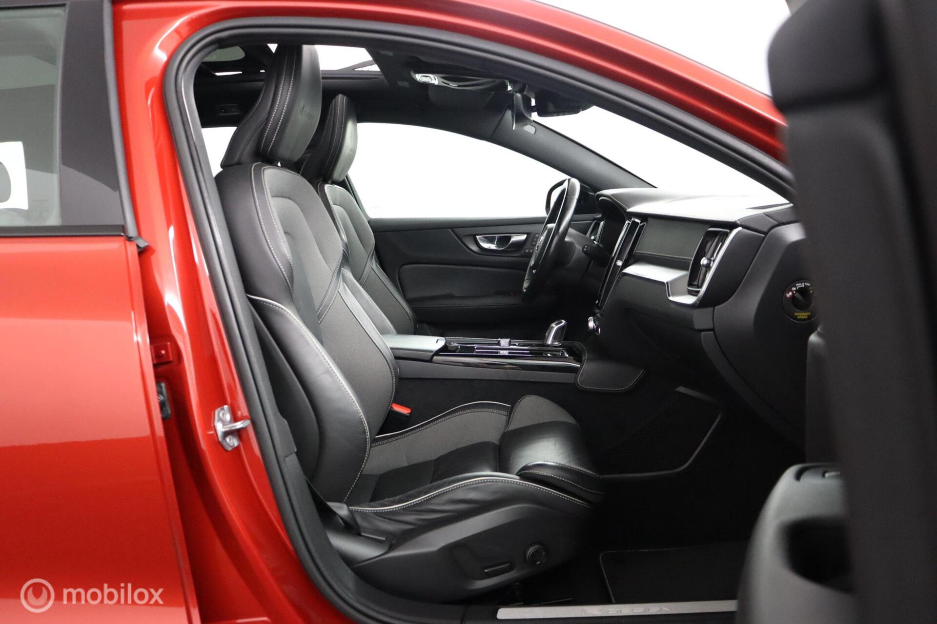 Foto van Volvo V60 T8 Twin Engine