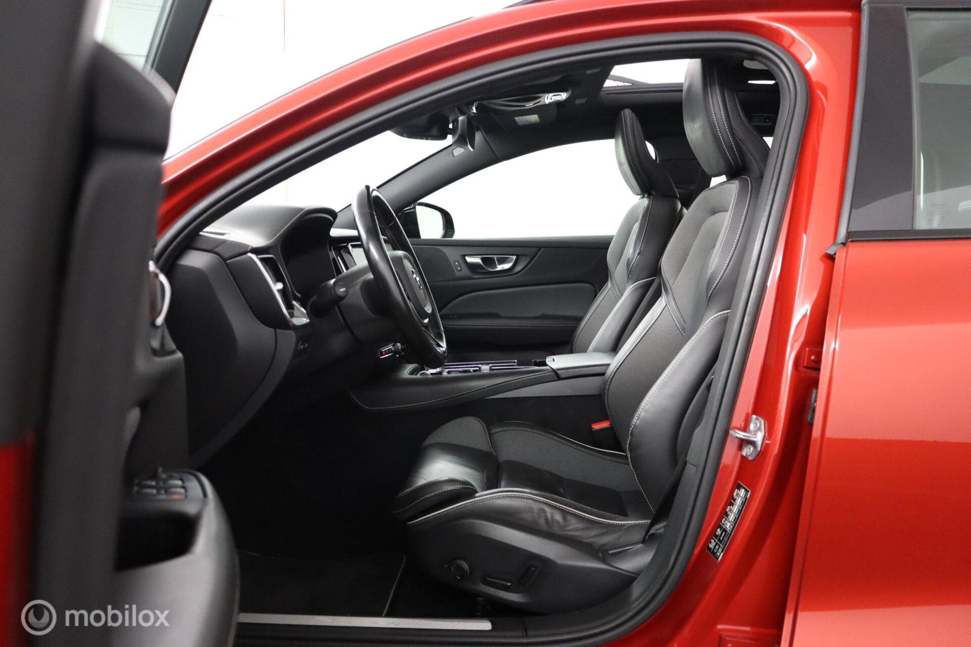 Foto van Volvo V60 T8 Twin Engine