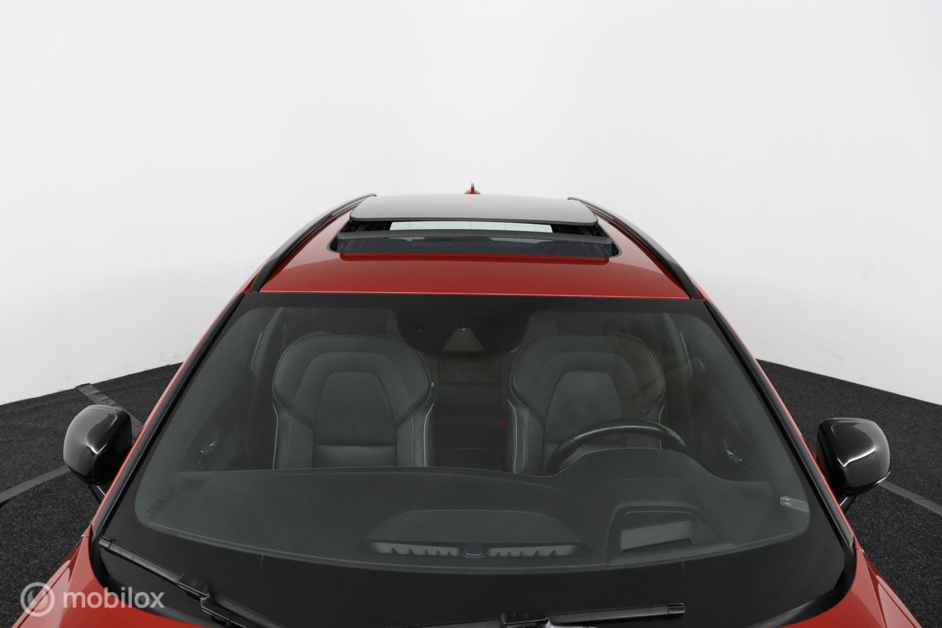 Foto van Volvo V60 T8 Twin Engine