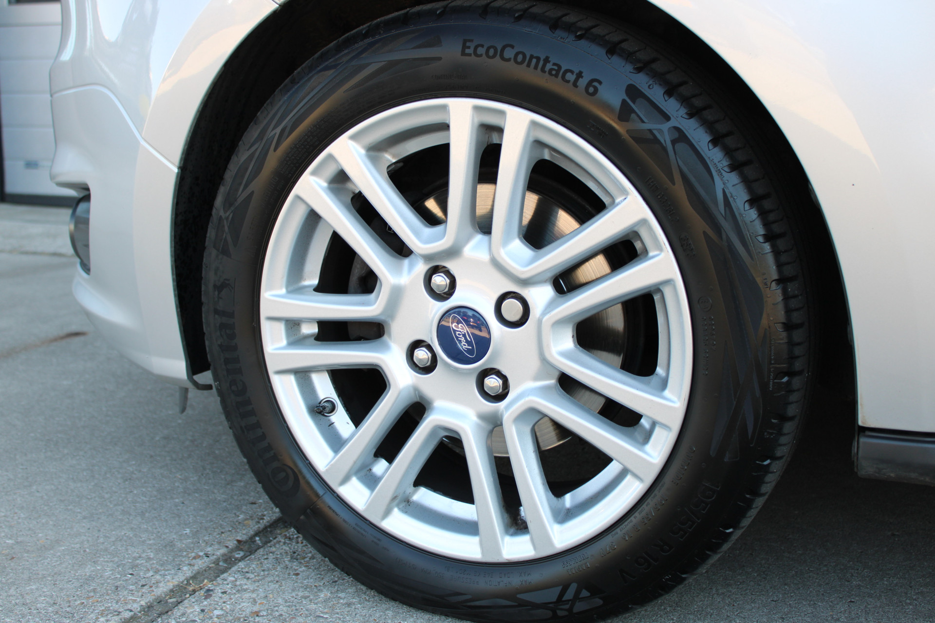 Foto van Ford Tourneo Courier