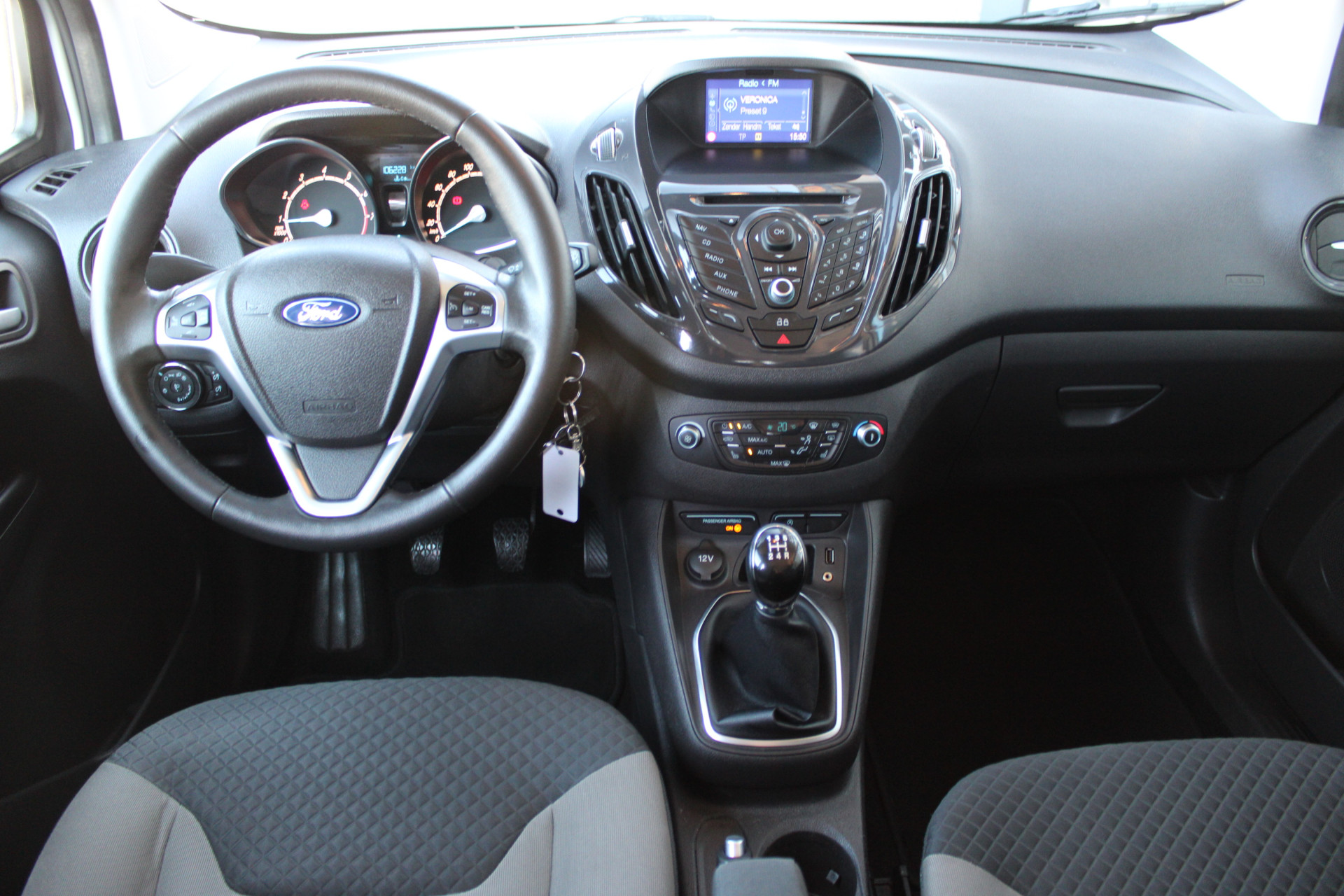 Foto van Ford Tourneo Courier