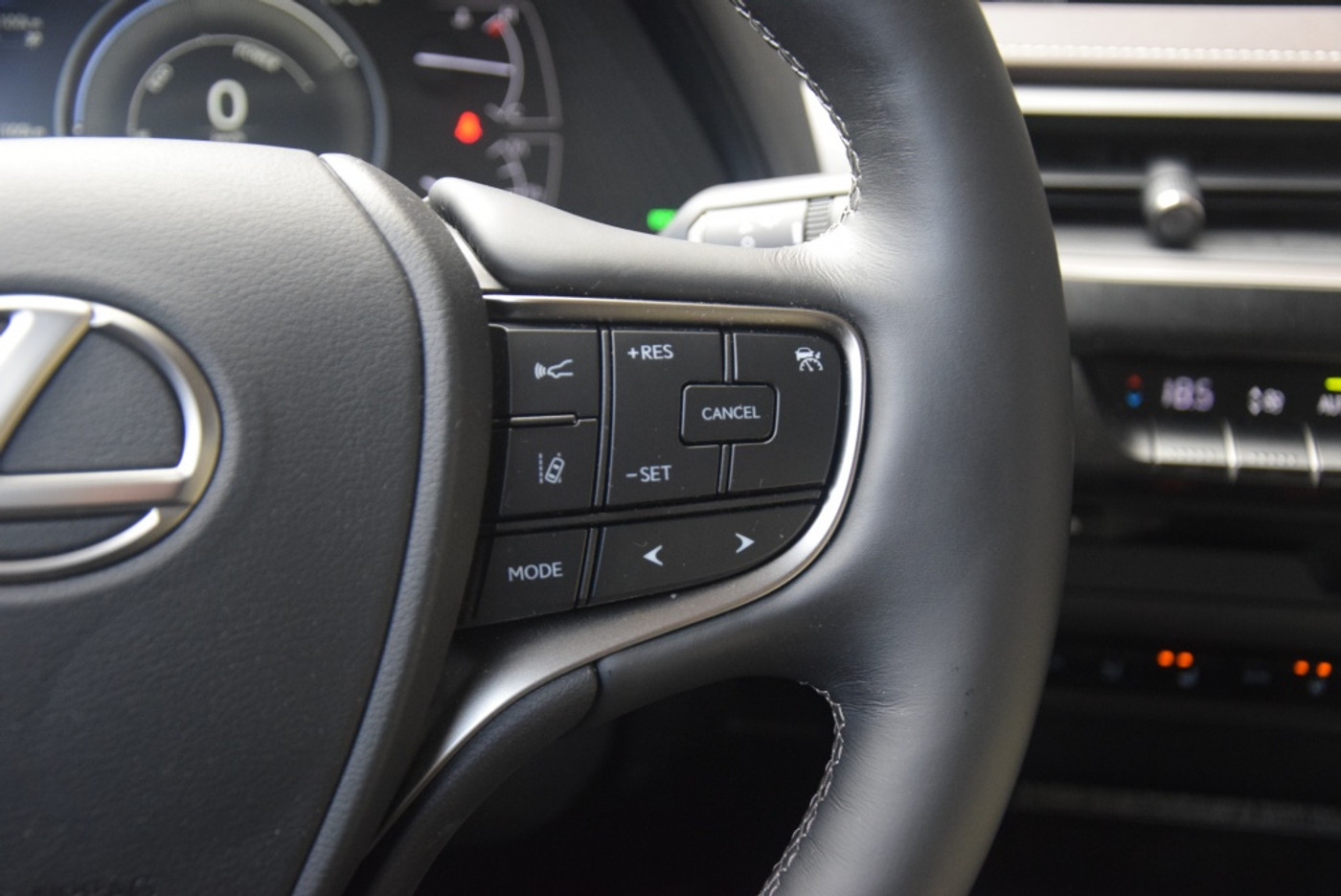 Foto van Lexus Lexus Ux250h