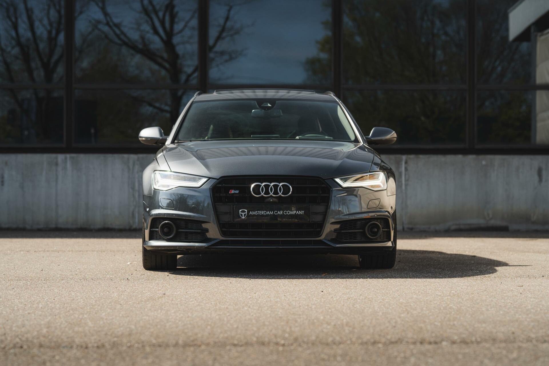 Foto van Audi S6 Avant