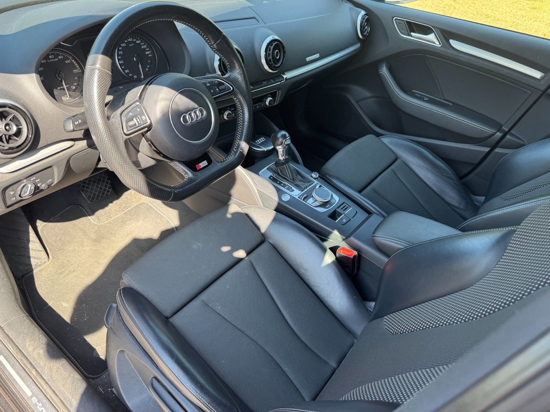 Foto van Audi A3 Sportback E-tron