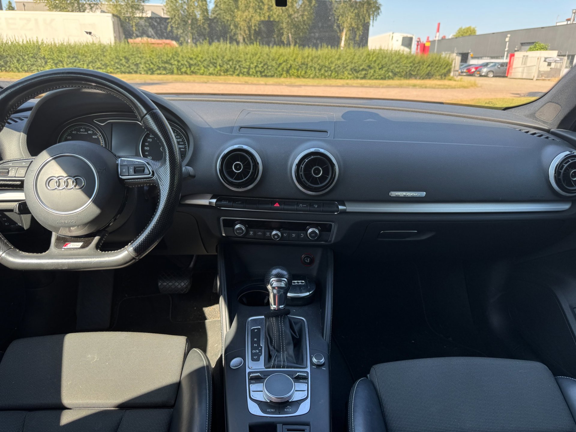 Foto van Audi A3 Sportback E-tron
